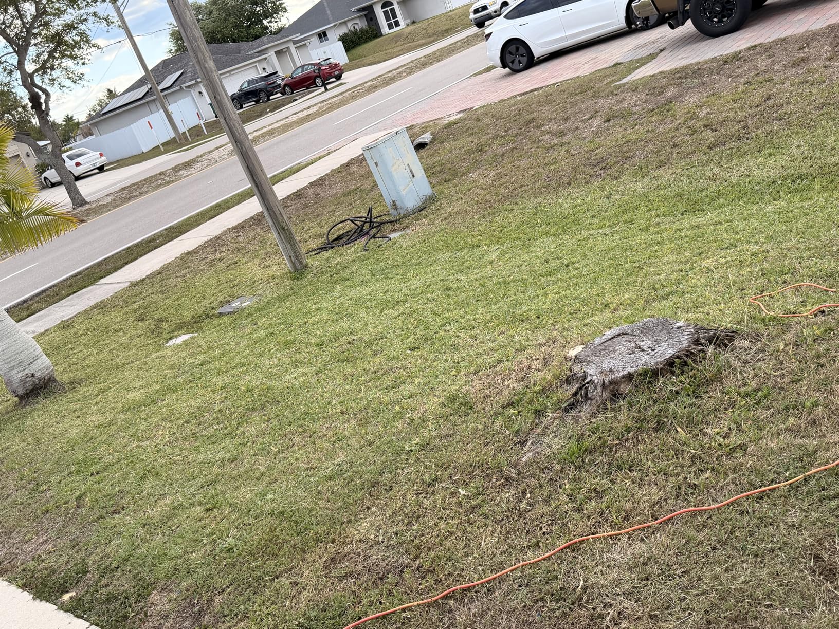 LawnMaster MEB1114K Electric Corded Lawn Mower 15-Inch 11AMP customer photo 2