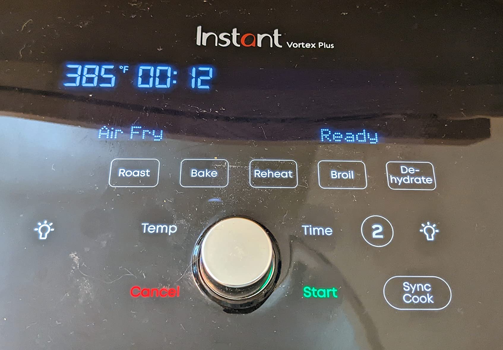 Instant Vortex Plus XL 8QT ClearCook Air Fryer, Clear Windows, Custom Programming, 8-in-1 Functions that Crisps, Broils, Roasts, Dehydrates, Bakes, Reheats, from the Makers of Instant Pot, Black customer photo 1