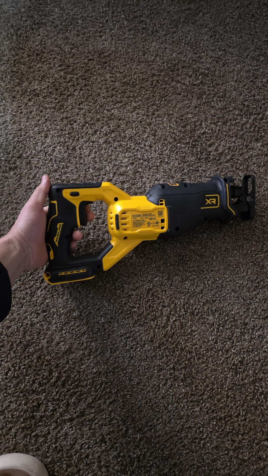 DEWALT 20V MAX Reciprocating Saw Cordless with 2-Finger Variable Trigger - Tool Only (DCS382B) customer photo 1