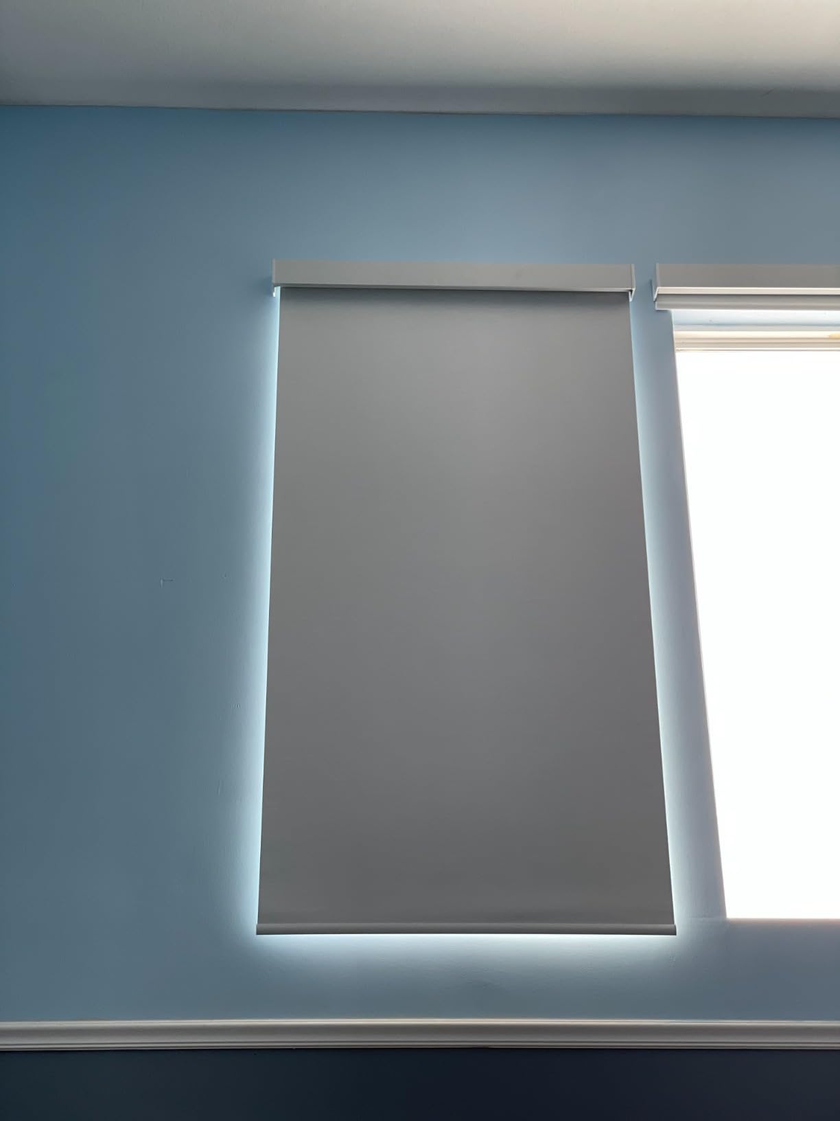 Motorized Roller Shade, 100% Blackout Smart Window Blinds Work with Homekit, Alexa, Google Home, Remote Control, Electric Blinds with USB/Solar Pannel Charging, Gentle White customer photo 2