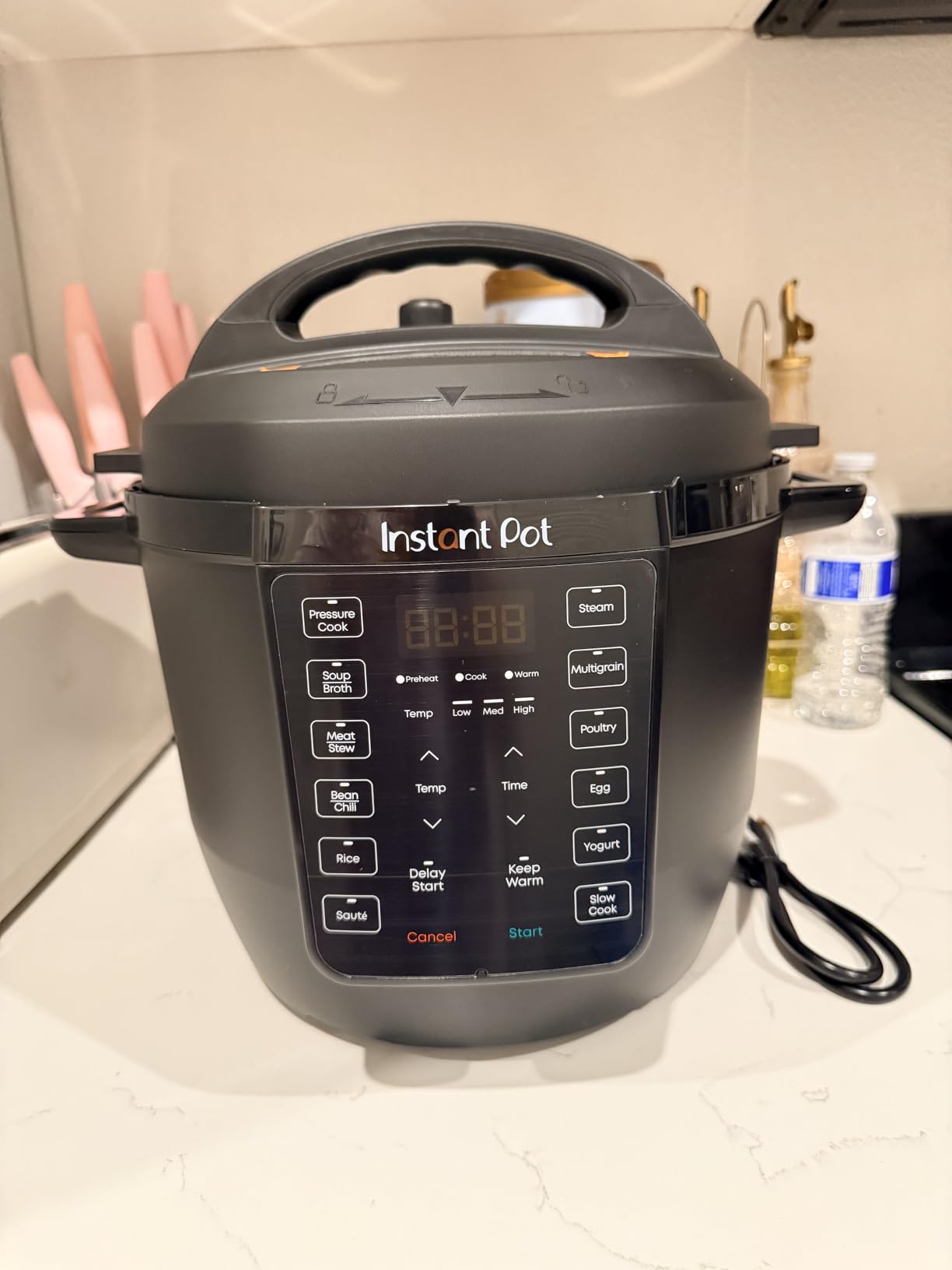 Instant Pot 6QT RIO 7-in-1 Multi-Cooker, Pressure Cooker, Slow cook, Sauté, Steam, Rice Maker, Yogurt, & Warmer, Black, 6 Quarts customer photo 1