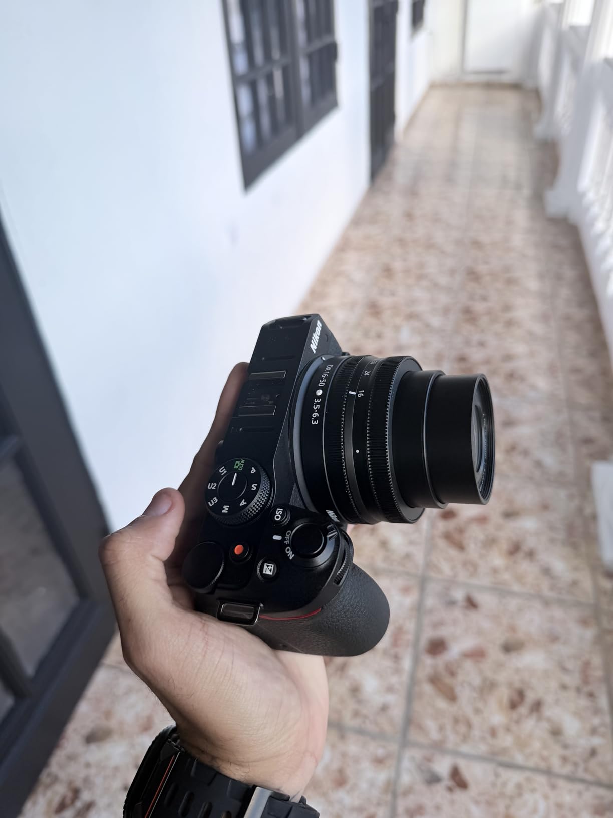 Nikon Z 30 with Wide-Angle Zoom Lens | Compact mirrorless camera for vlogging customer photo 2