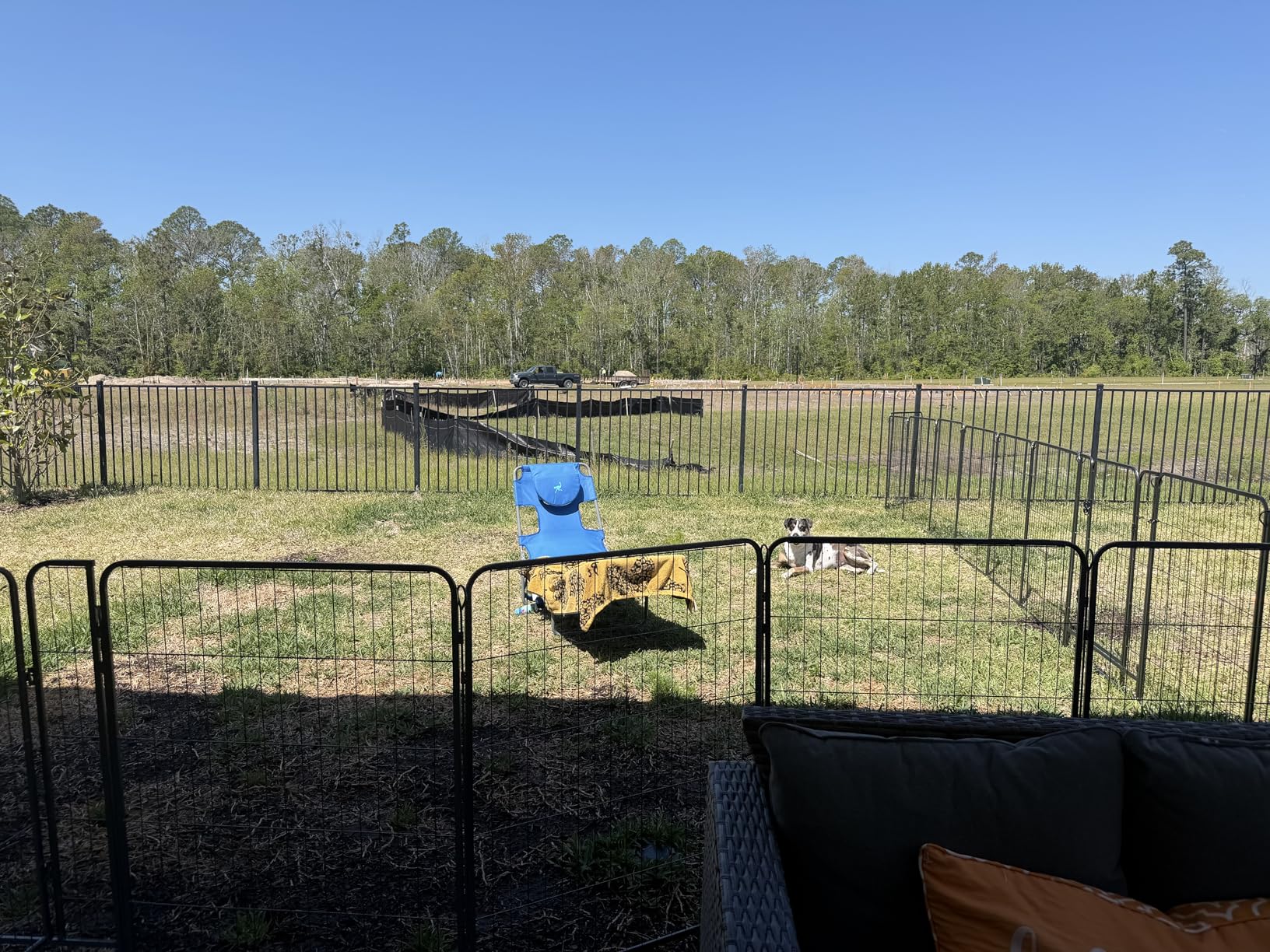 Kfvigoho Dog Playpen Outdoor Extra Wide 12 Piece Panels Heavy Duty Anti-Rust Coating-Strengthened Dog Fence 40\