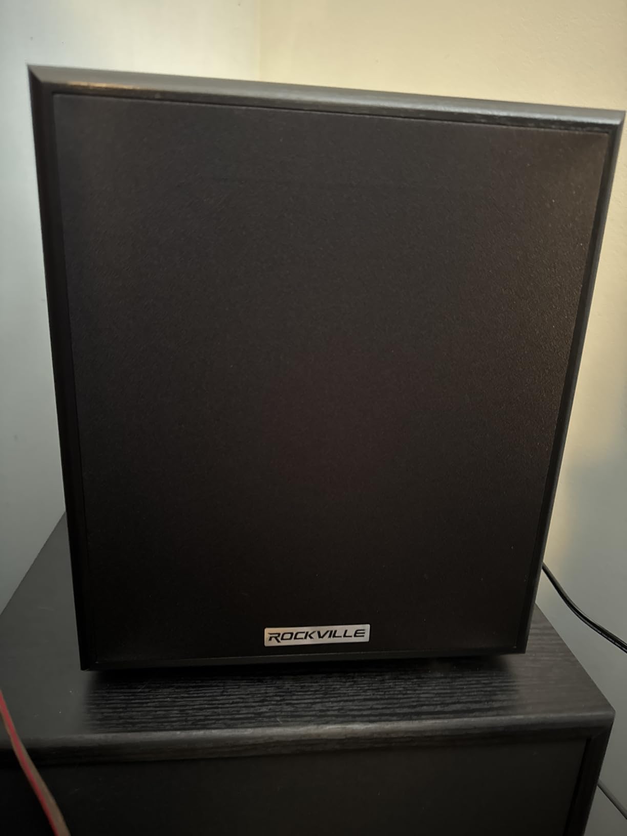 Rockville Rock Shaker 6.5 Black 200W Peak/100W RMS Powered Home Theater Subwoofer customer photo 2