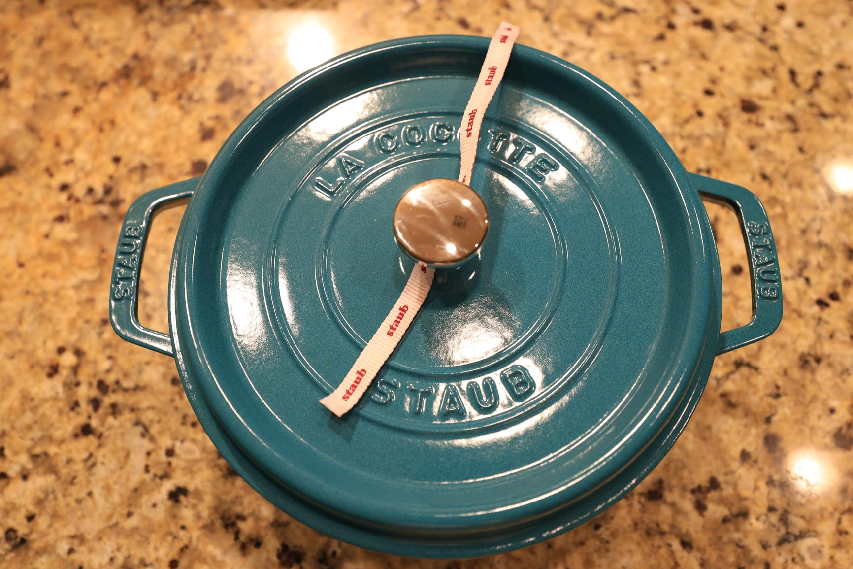 Staub Cast Iron 7-qt Round Cocotte - Turquoise customer photo 1