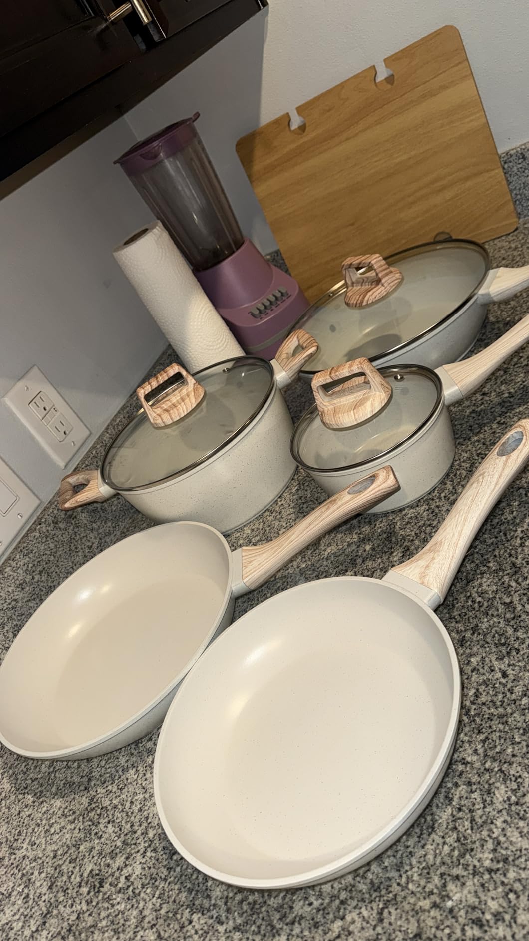 SODAY 12 Pcs Pots and Pans Set Non Stick, Cookware Sets Black Granite Induction Cookware, Non-toxic Healthy Nonstick Kitchen Cooking Set with Frying Pans Set, Saucepans (PFAS/ PFOA/ PFOS Free) customer photo 2