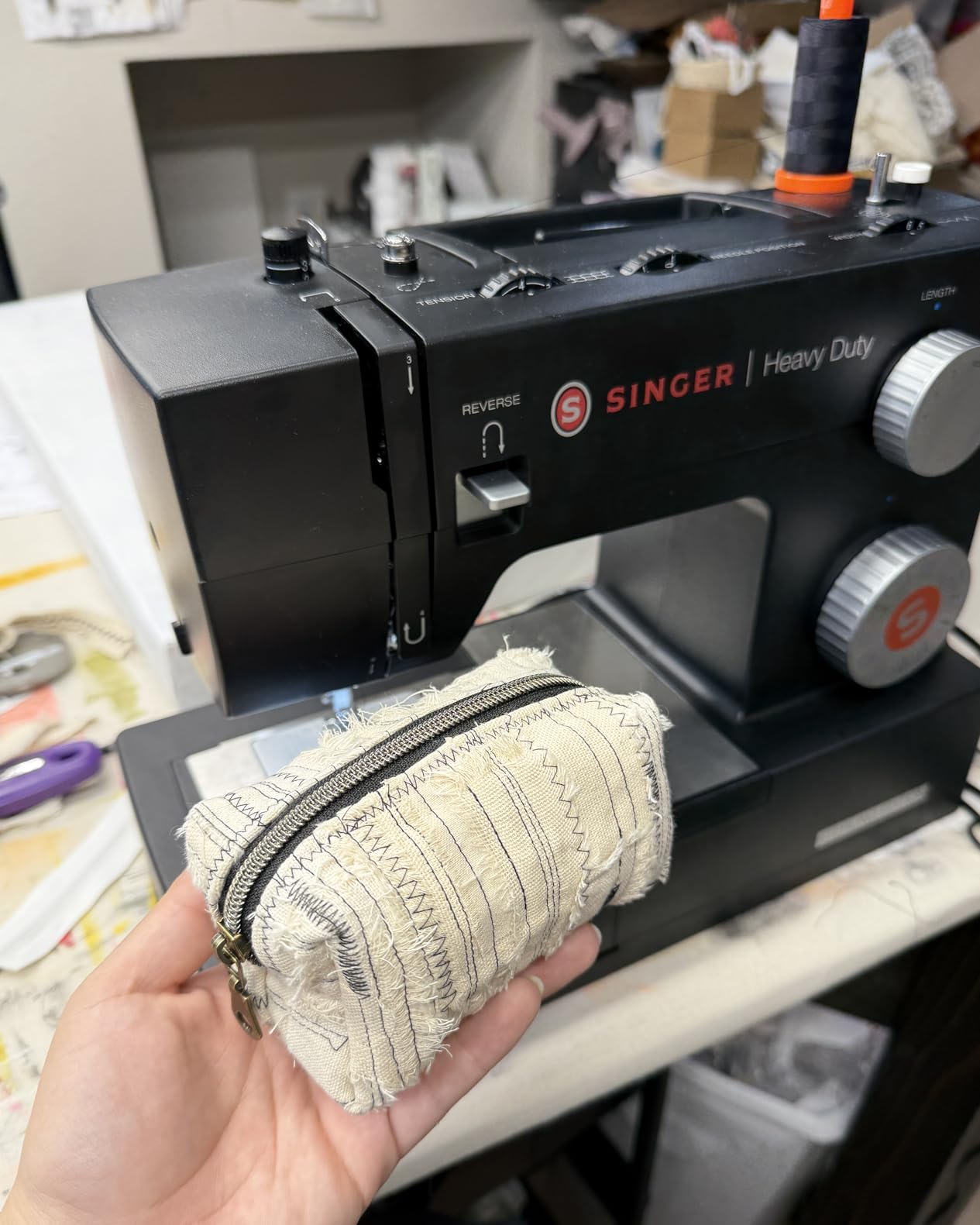 SINGER® Heavy Duty 4432 High Speed Sewing Machine | 32 Built-In Stitches, 110 Stitch Applications | 50% More Power for Thick Fabrics, 1100 Stitches/Min customer photo 1