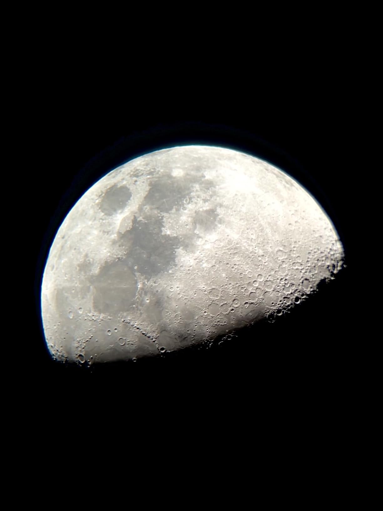 Celestron StarSense Explorer 150AZ App-Enabled Telescope - 150mm Tabletop Dobsonian with Smartphone Dock & StarSense App - iPhone & Android Compatible - Easy-to-Use for Beginners customer photo 1