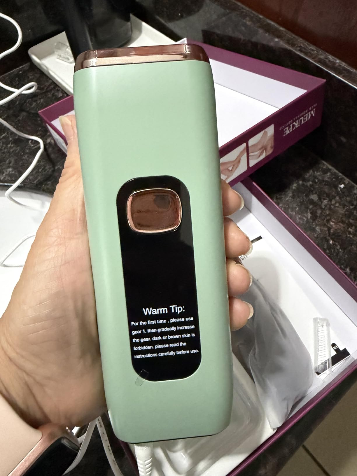 IPL Hair Removal Device, model: AI06, for Facial Legs Arms Bikini Line customer photo 2