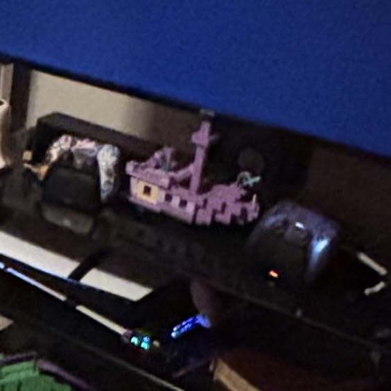 Razer Quick Charging Stand for PlayStation 5 - Curved Cradle Design customer photo 2
