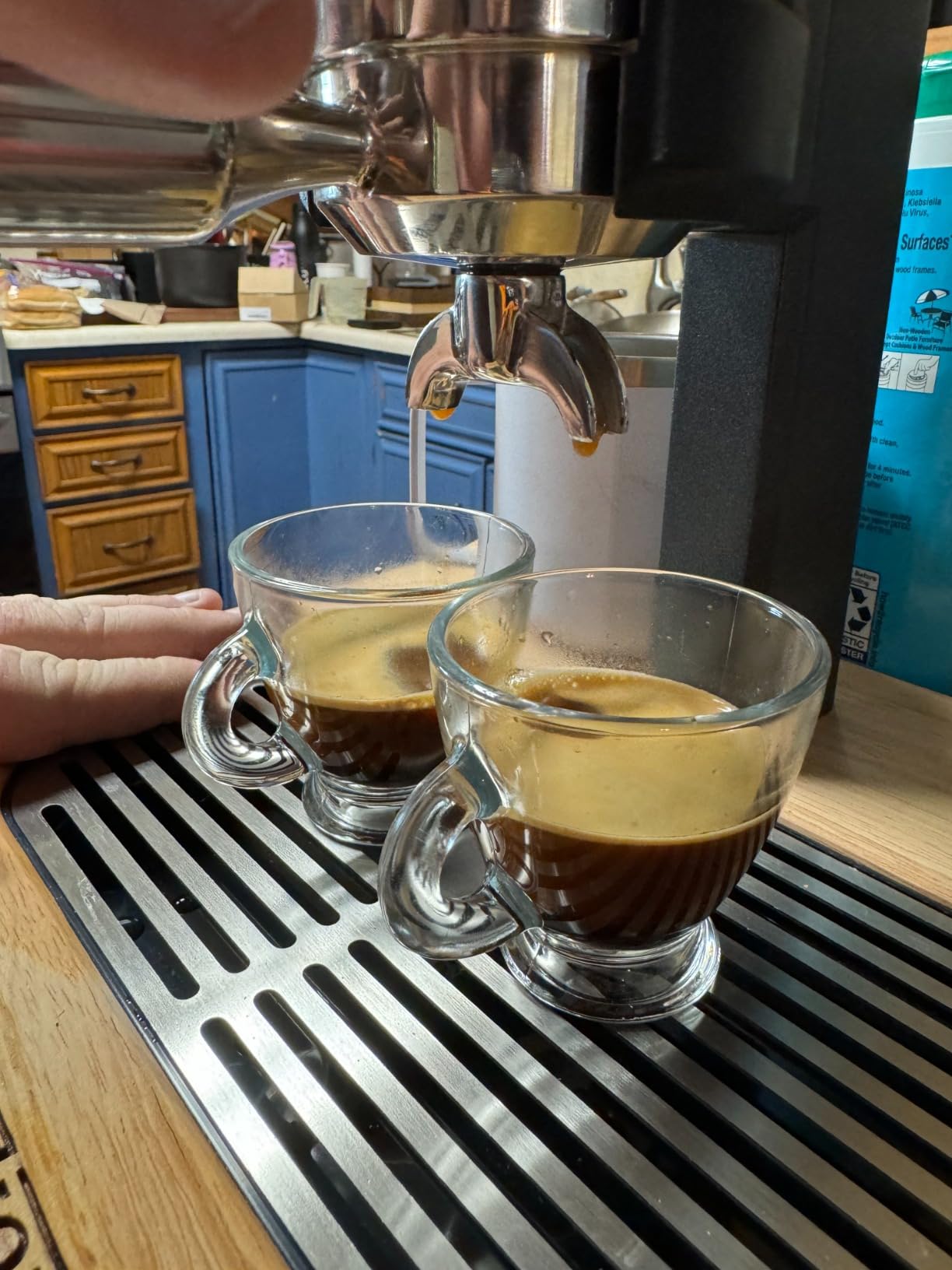SUPERKOP Espresso & Coffee Maker, Manual Espresso Tool & Machine - Portable, Maintenance Free, Retro Stylish Design, Commercial & Home Purposes - 18 gr Espresso Capacity, Non-Electric customer photo 2