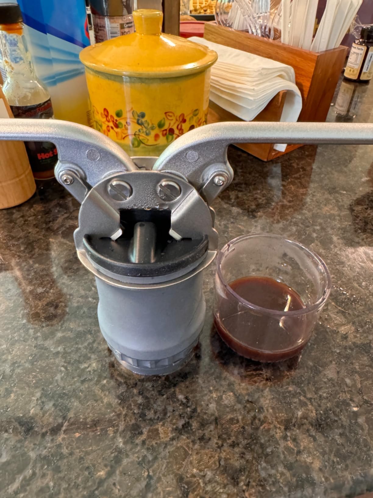 Leverpresso V4 Portable Lever Espresso Maker - Manual Espresso Machine with 51mm Ridgeless Filter Basket, Double Shot, Non-Pressurized, Perfect for Camping & Travel customer photo 2