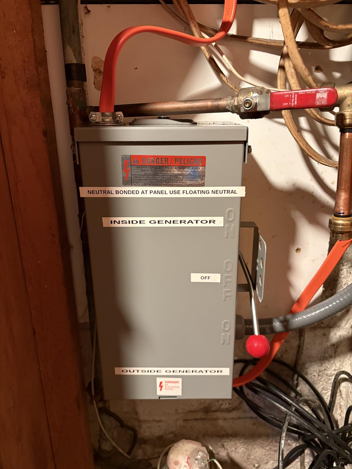 100A Generator Transfer Switch, 24000W General-Duty Double-Throw Safety Switch, 120/240V Manual Transfer Switch, NEMA 3R Standards for Outdoor and Indoor customer photo 1