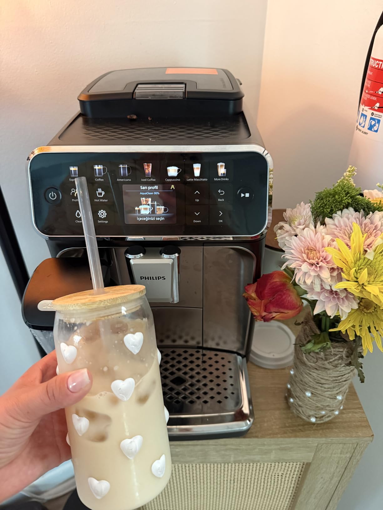 Philips 4400 Series Fully Automatic Espresso Machine, LatteGo Milk System, Integrated Grinder, 12 Hot & Iced Coffee Pre-Sets, Quick Start, SilentBrew, 15-Bar Pressure, Black Chrome (EP4444/90) customer photo 1