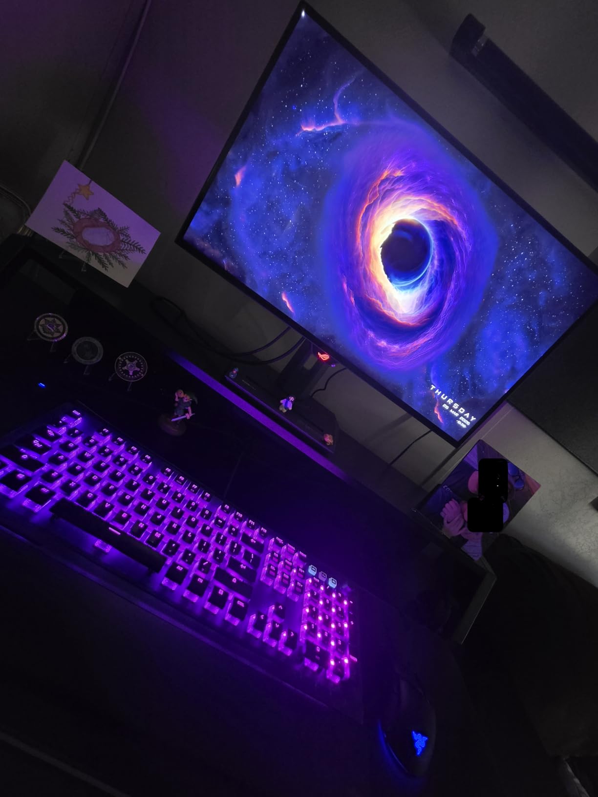 ASUS ROG Strix 27 inch 1440P OLED Gaming Monitor XG27AQDMG - QHD, Glossy OLED, 240Hz, 0.03ms, Custom Heatsink, G-SYNC Compatible customer photo 2
