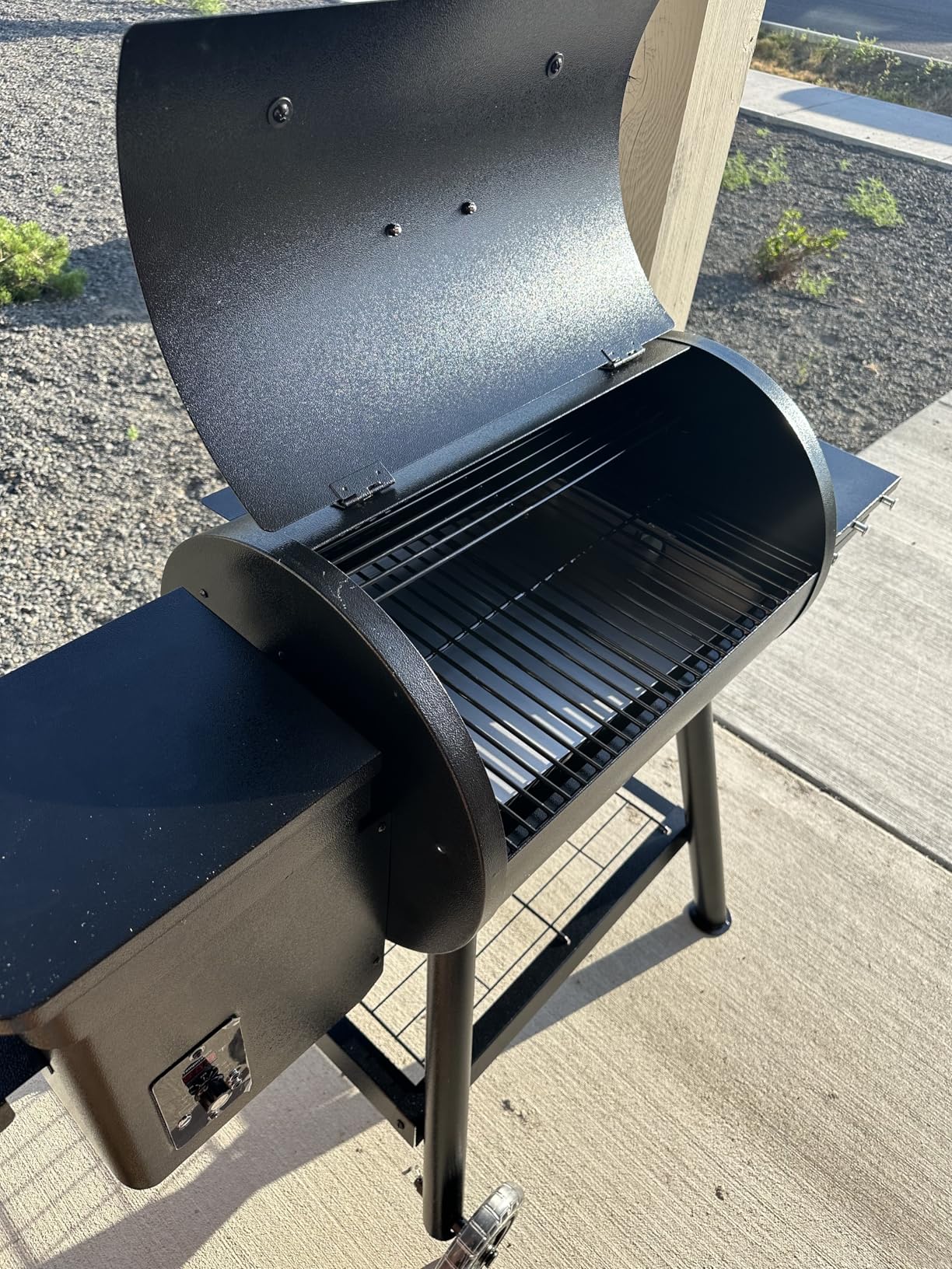 KingChii Electric Wood Pellet Grill & Smoker with Side Shelf, 456 SQ.IN Grill Capacity, with PID Temperature Control (180-425°F) for Backyard Camping Bake and Roast, Black customer photo 2