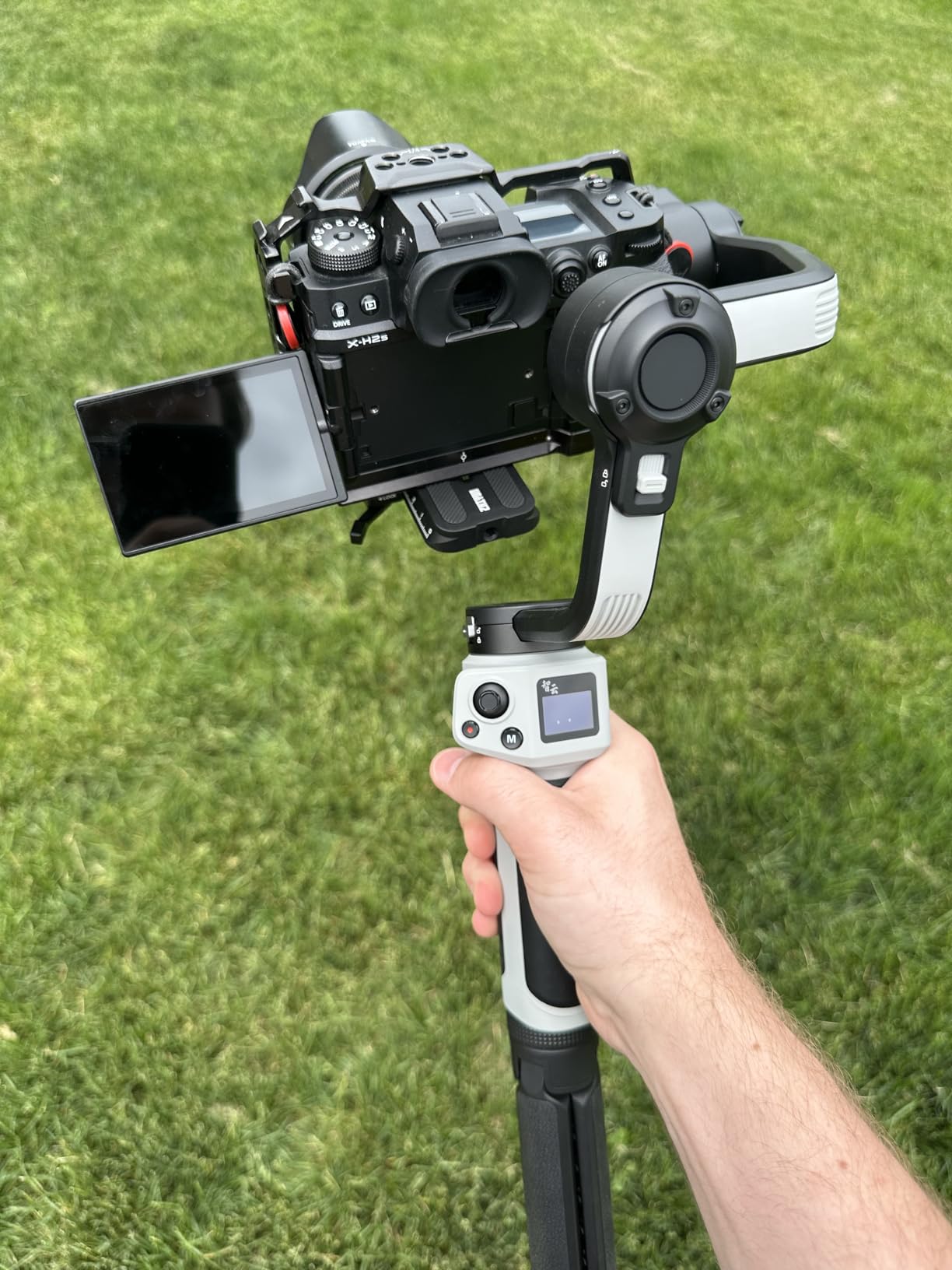 ZHIYUN CINEPEER WEEBILL 3E 3-Axis Gimbal Stabilizer for Canon/Sony/Panasonic/Nikon Camera, Up to 6.6lbs (3kg) Payload Extendable Sling Grip Native Vertical Shooting Handheld Camera Gimbal customer photo 2