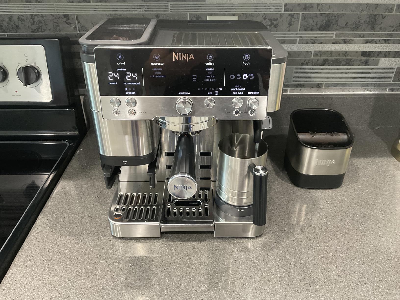 Ninja Luxe Café Premier 3-in-1 Espresso Machine, Drip Coffee, & Rapid Cold Brew | Built-in Coffee Grinder, Hands-Free Milk Frother, Assisted Tamper customer photo 2