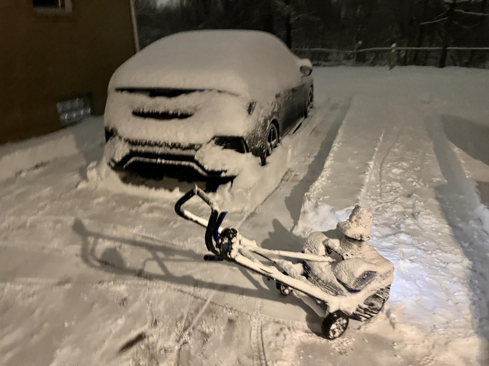 Westinghouse WSnow22 48V Cordless Snow Blower 22 Inch Kit, Steel Auger, LED Lights, 1600W Brushless Motor, 25ft Throwing Distance customer photo 2