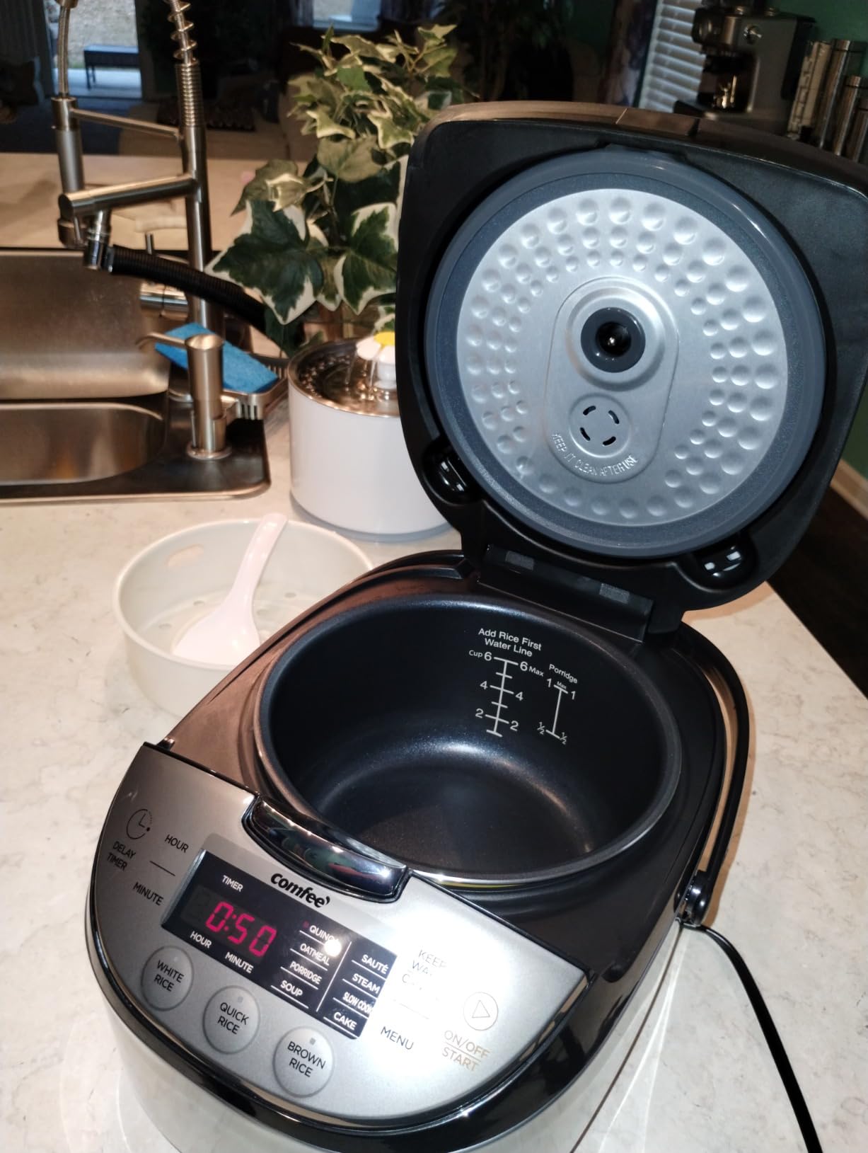 COMFEE' Rice Cooker 12 Cups Cooked/6 Cups Uncooked, Portable Non-Stick Rice Maker, Japanese Rice Cooker with Fuzzy Logic Technology, 24-Hour Timer Delay, 11 Presets, Steamer, Fast Cooker, Grain Cooker, Black customer photo 2