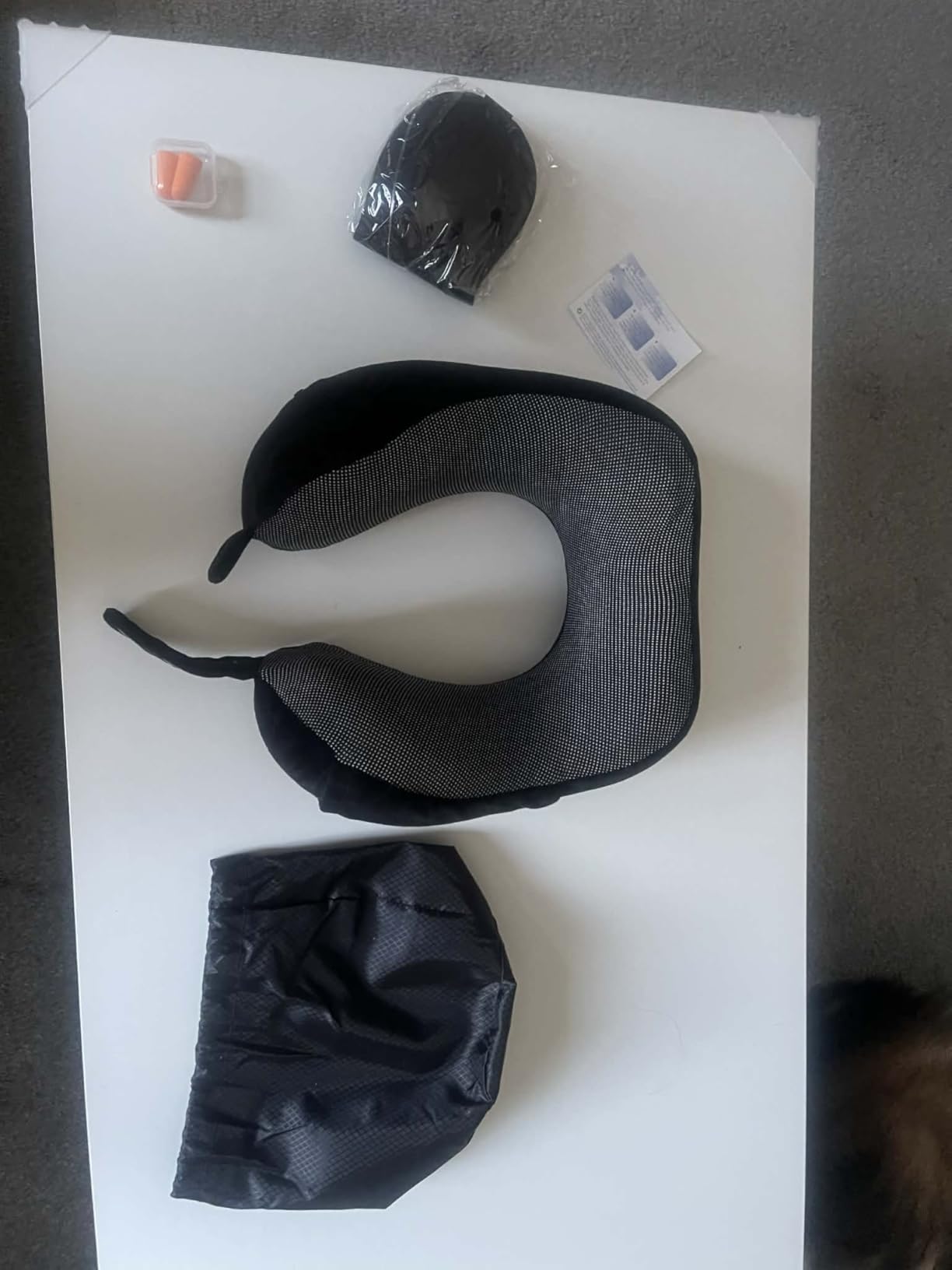 Cirorld Neck Pillow for Traveling, Travel Pillows for Airplanes,100% Pure Memory Foam Travel Neck Pillow, Adjustable Flight Pillow, Portable Plane Accessories with Eye Mask, Earplugs, Carry Bag customer photo 1