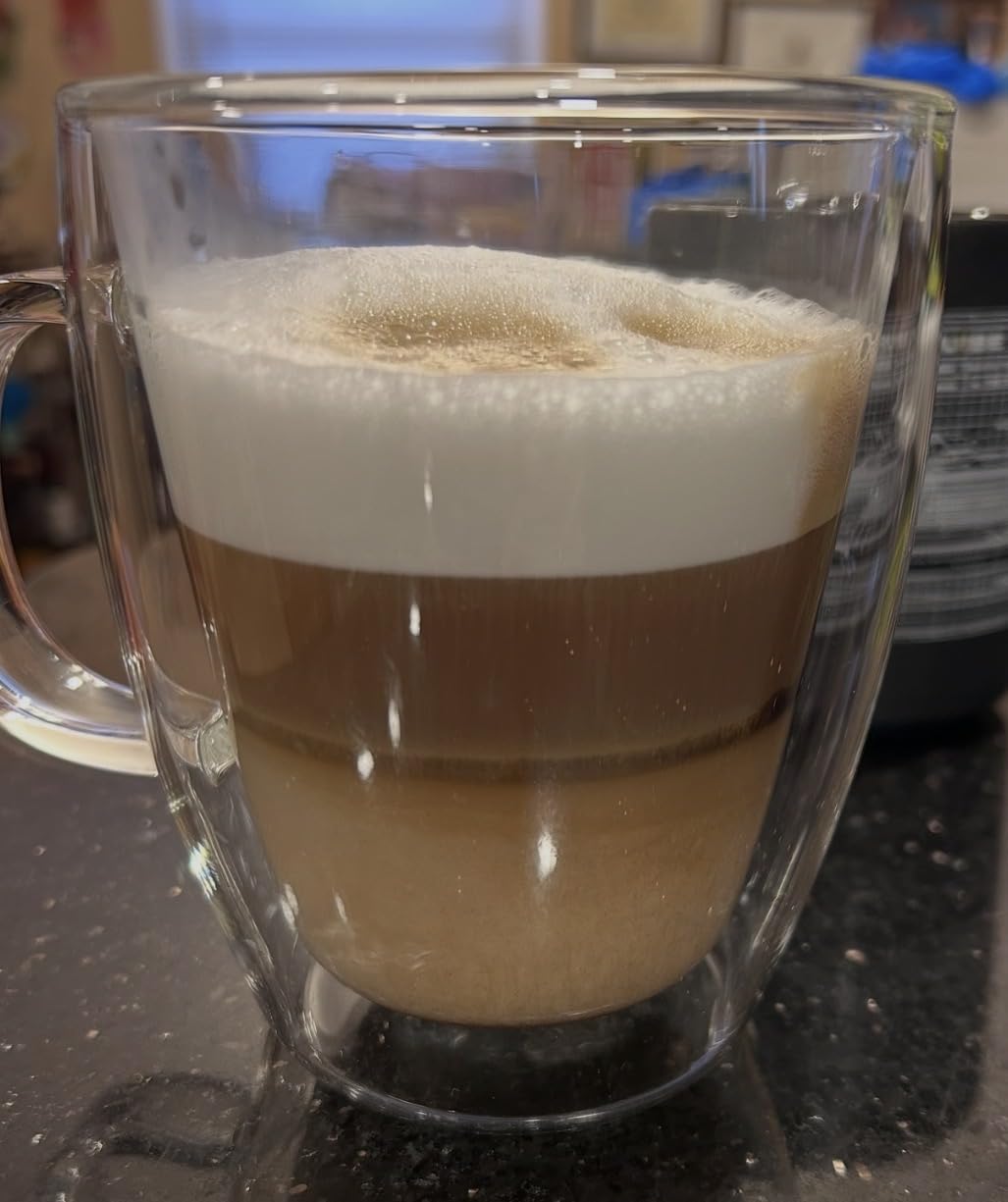Philips 5500 Series Fully Automatic Espresso Machine, LatteGo Milk System, Integrated Grinder, 20 Hot & Iced Coffee Pre-Sets, Quick Start, SilentBrew, 15-Bar Pressure, Black Chrome (EP5544/94) customer photo 2