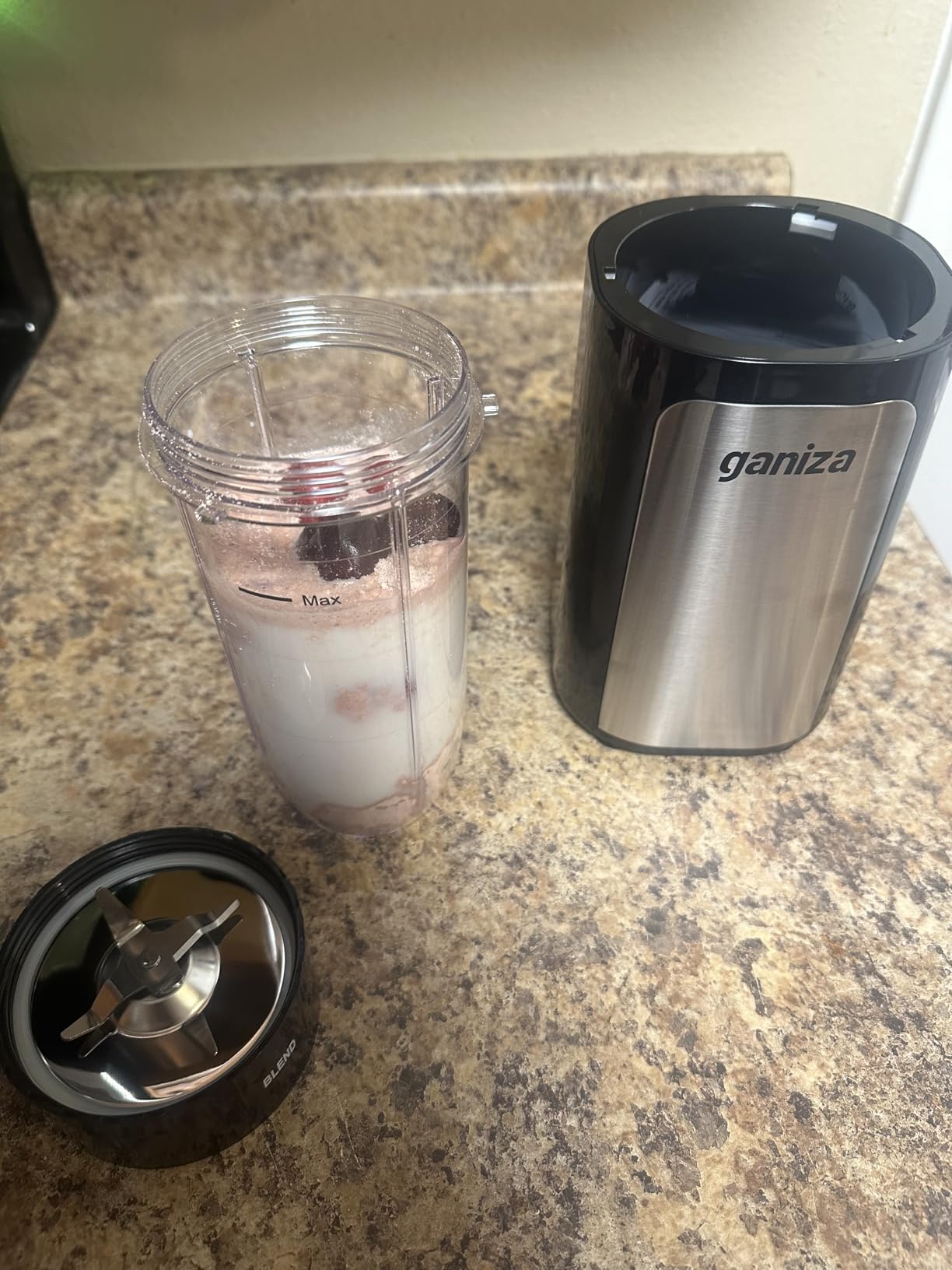 Ganiza Blender for Smoothies, 14Pcs Personal Blender for Shake and Smoothies for Kitchen with 3 Portable Cups (1x24oz & 2X17oz), Single Serve Smoothie Maker, Nutritious Recipe customer photo 1