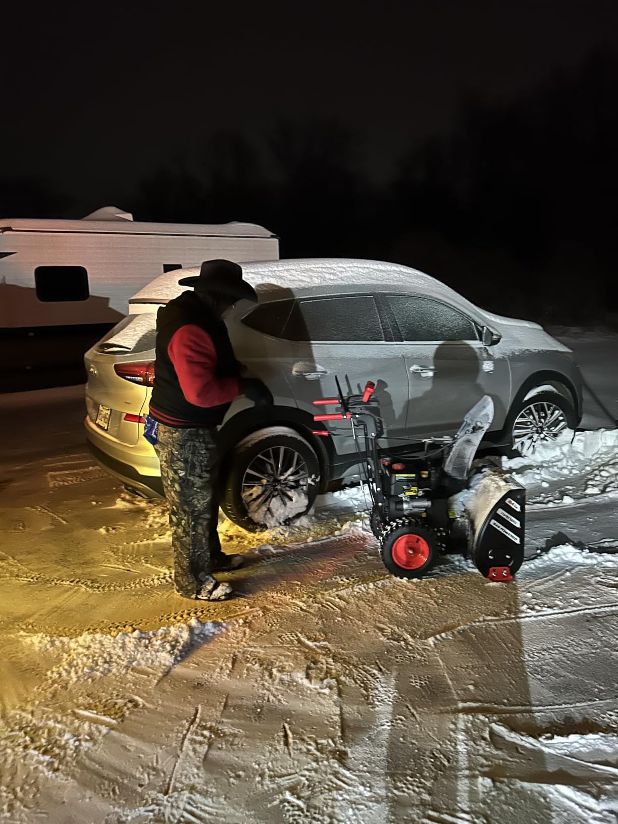 AMERISUN 24-Inch Gas Snow Blower with 212cc 4-Cycle OHV Engine, Recoil Start, 40Ft Snow Throwing for Decks, Driveways customer photo 1