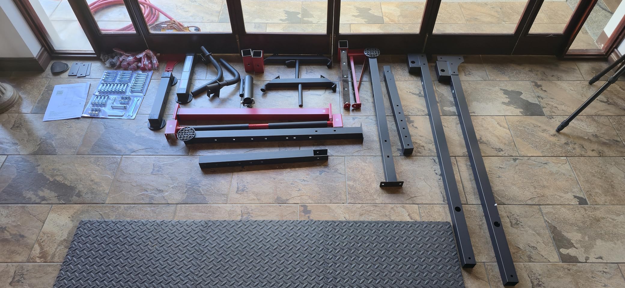 YOLEO Smith Machine & Squat Rack Combo, Multi-Functional Power Racks with Adjustable Width & Pull-Up Bar, Cable Crossover Power Cage customer photo 1