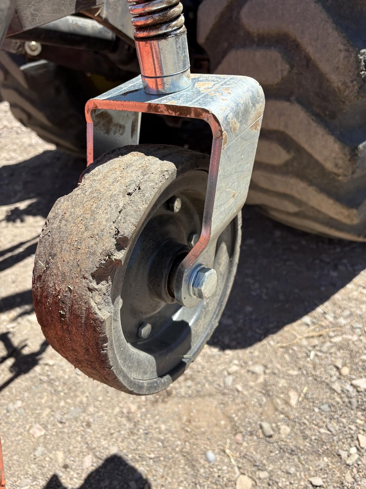 MechMaxx 3 Point PTO 72'' Working Width Finish Mower Attachment for 18-50hp Tractor, Category 1 Hitch, 4-Tires, 0.4'' - 4.5'' Adjustable Cutting Height, Model FM180 customer photo 1