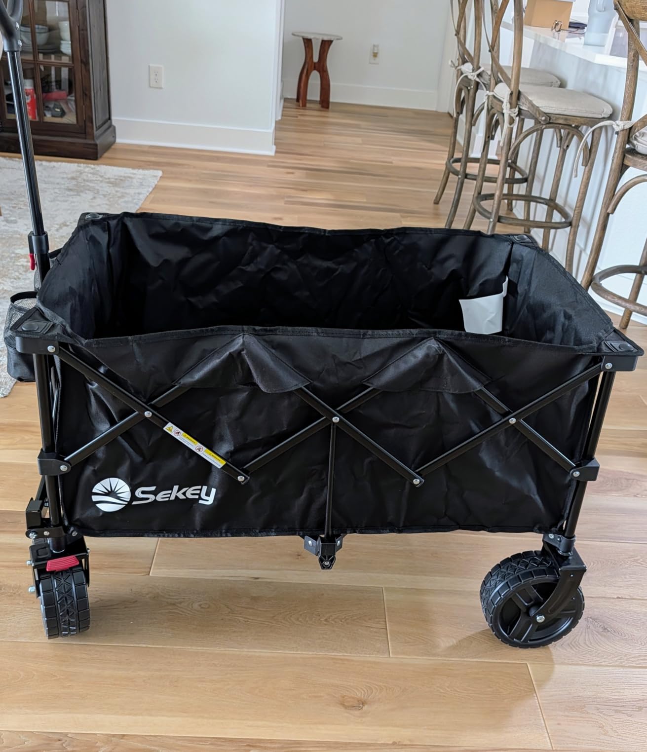 Sekey 220L Wagons Carts Foldable with Big All-Terrian Beach Wheels, Collapsible Heavy DutyWagon with Cup Holders, Extra Large Folding Wagon,Foldable Wagon for Camping, Garden, Sports. Black customer photo 1