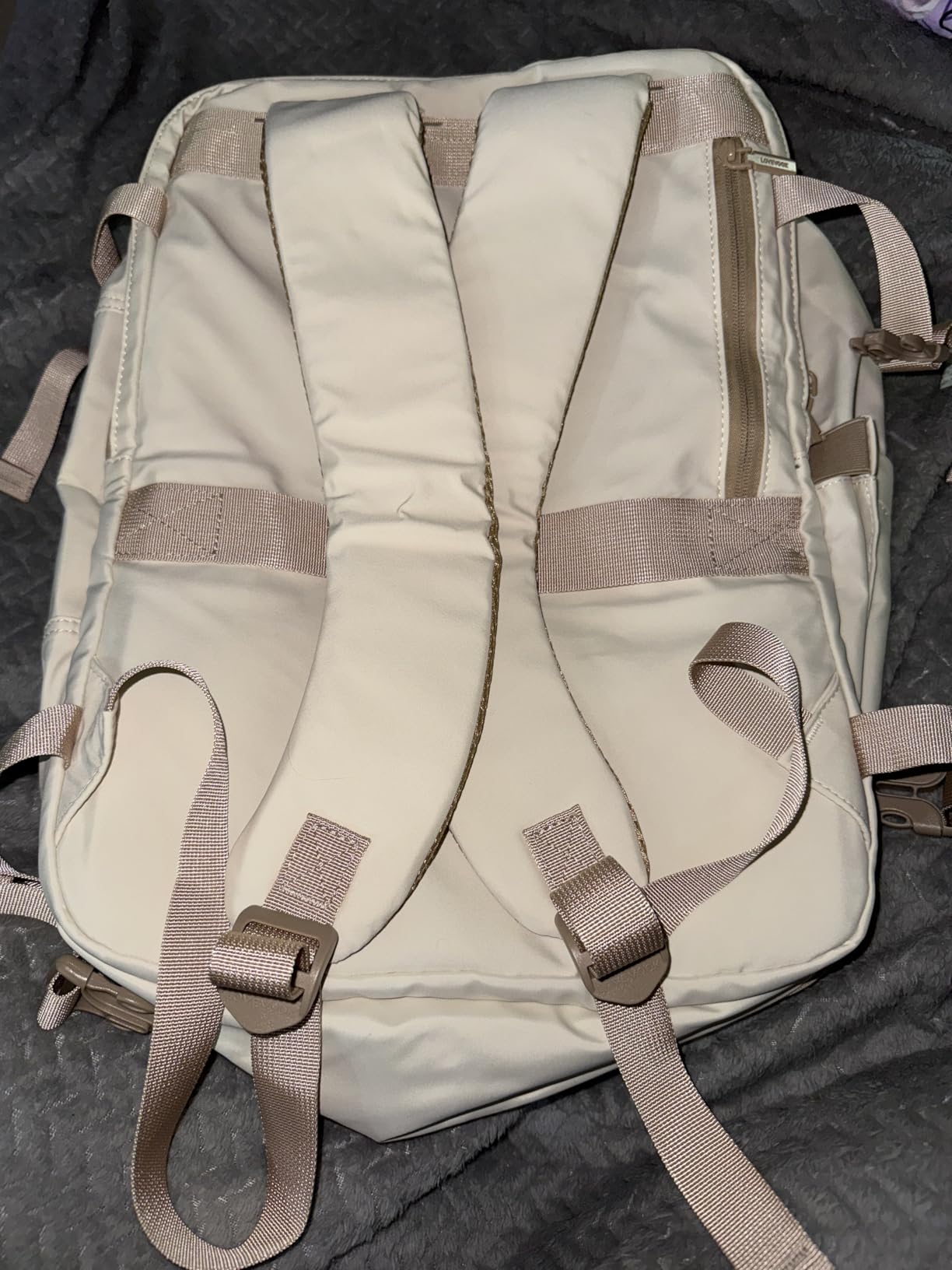 LOVEVOOK Travel Backpack for Women & Men, 40L Large Carry On Backpack Airline Approved, TSA Personal Item Weekender Bag, Water Resistant Laptop Backpack with 3 Packing Cubes for Travel Essentials customer photo 1