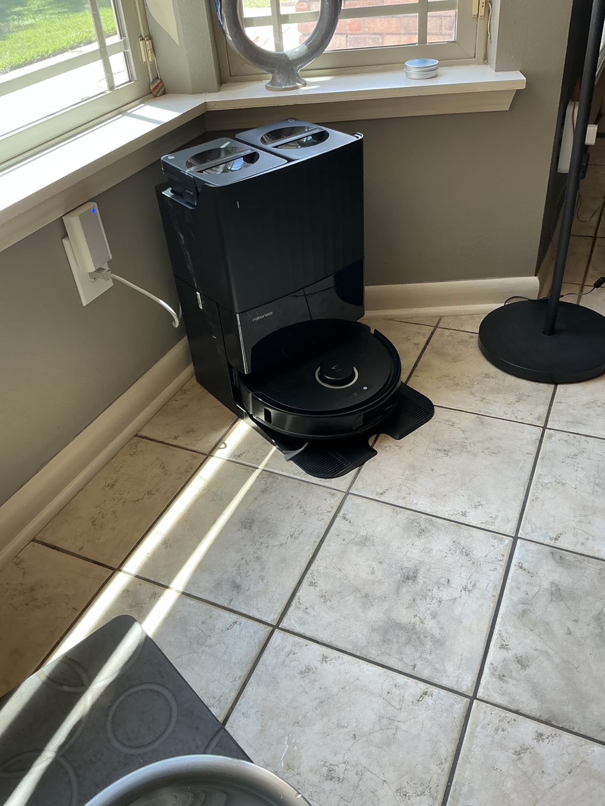 roborock Qrevo S5V Robot Vacuum and Mop, FlexiArm Edge Mopping, 12,000Pa Suction, Dual Zero-Tangle System, Smart Obstacle Avoidance, 10mm Mop Lifting, Auto Mop Washing&Drying, Self-Emptying&Refilling customer photo 2