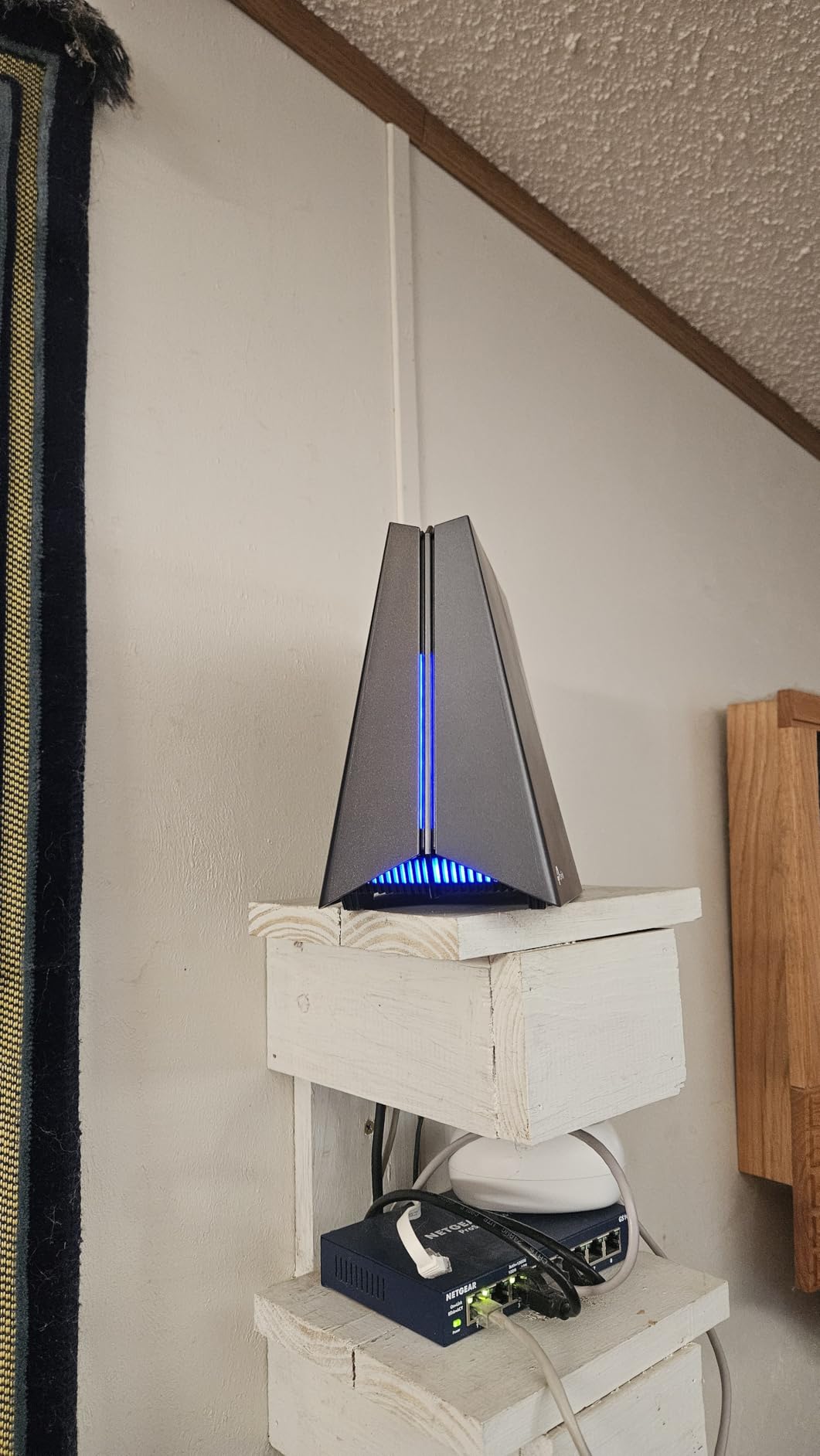 TP-Link Tri-Band BE11000 Wi-Fi 7 Gaming Router Archer GE650 | 6-Stream 11 Gbps supports 320MHz | 2x5G + 3x2.5G Ports USB 3.0 | Game Acceleration, Dedicated Gaming Port & Panel, RGB Lighting customer photo 1