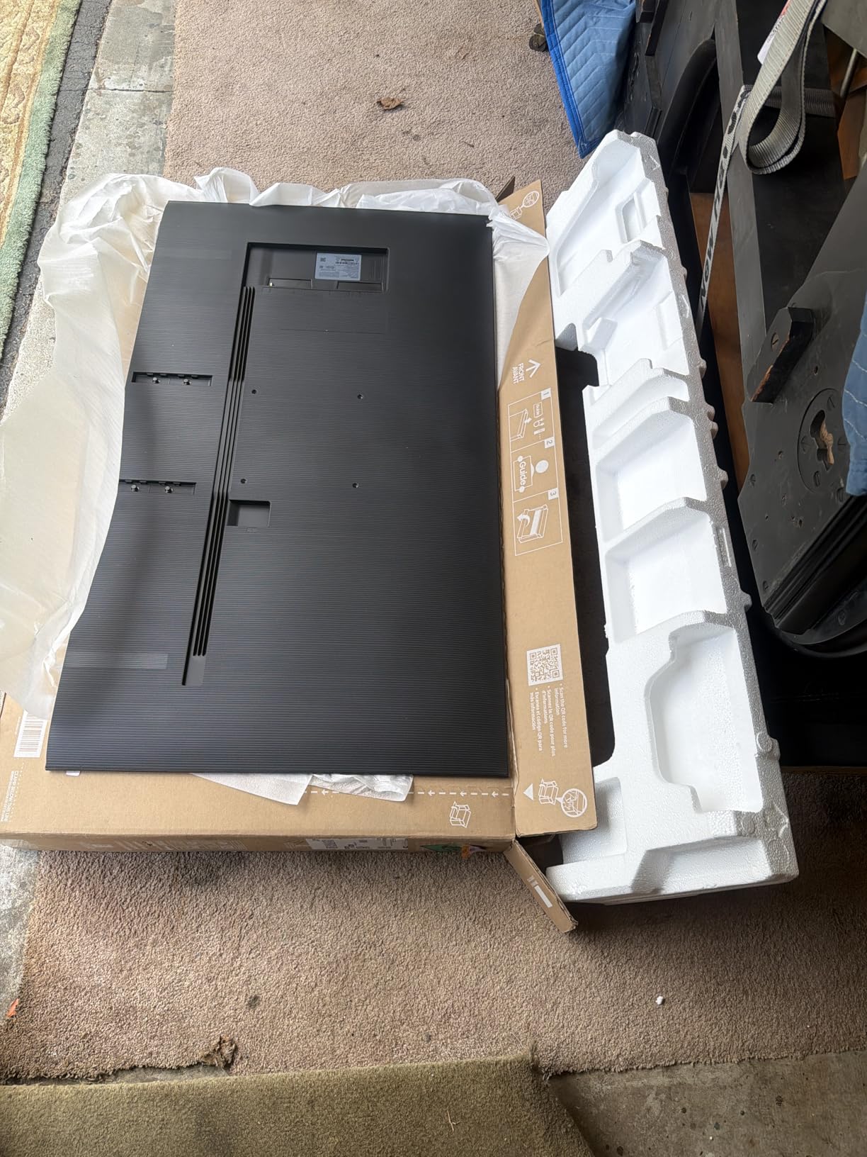 Samsung 55-Inch Class Neo QLED QN70F 4K Mini LED Smart TV (2025 Model) NQ4 AI Gen2 Processor, Quantum Matrix Technology, Motion Xcelerator 144Hz customer photo 1