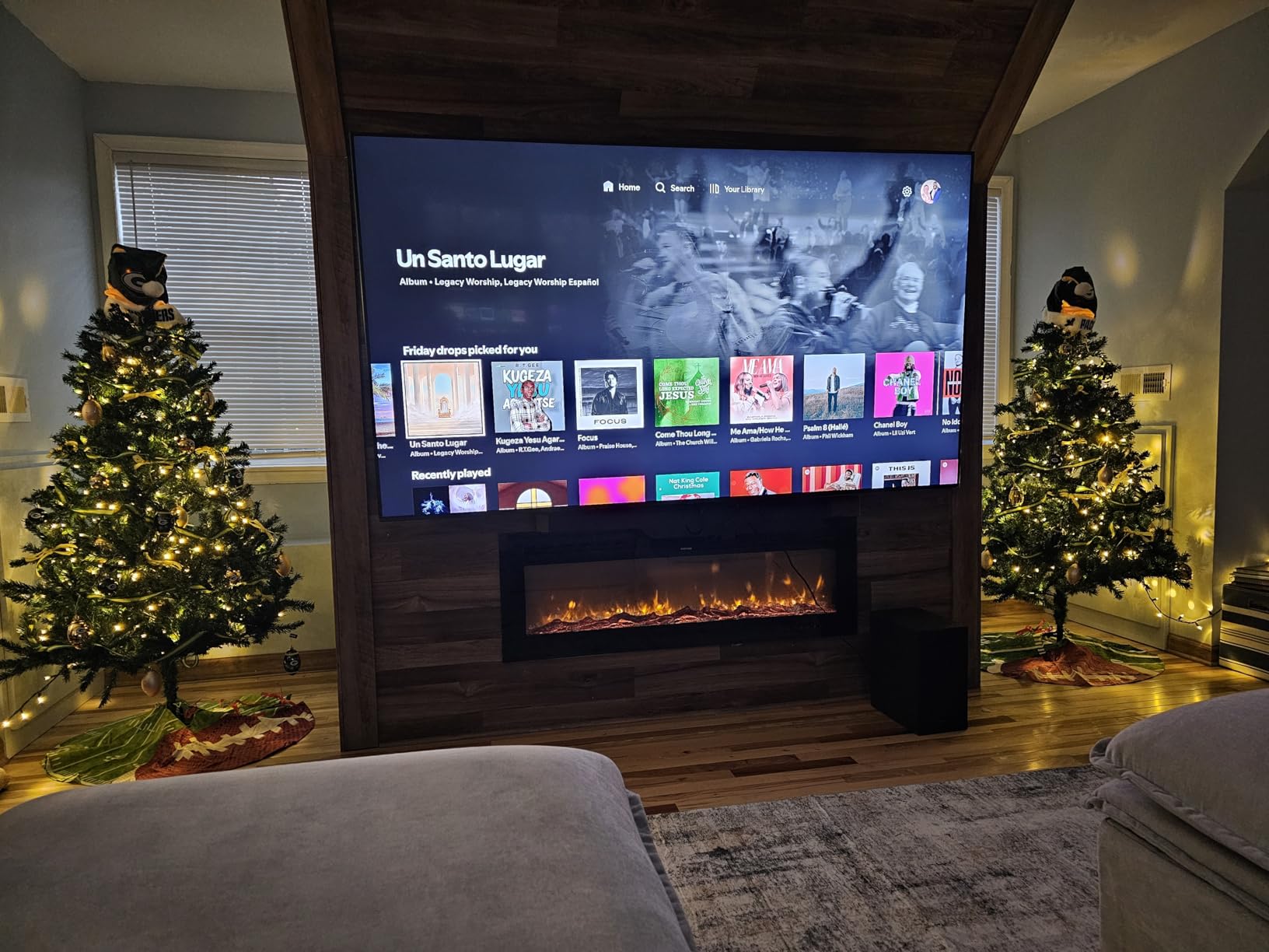 Samsung 55-Inch Class Neo QLED 4K QN80F Series Mini LED Smart TV (2025 Model) Neo Quantum HDR, Dolby Atmos, NQ4 Gen2 Processor customer photo 2
