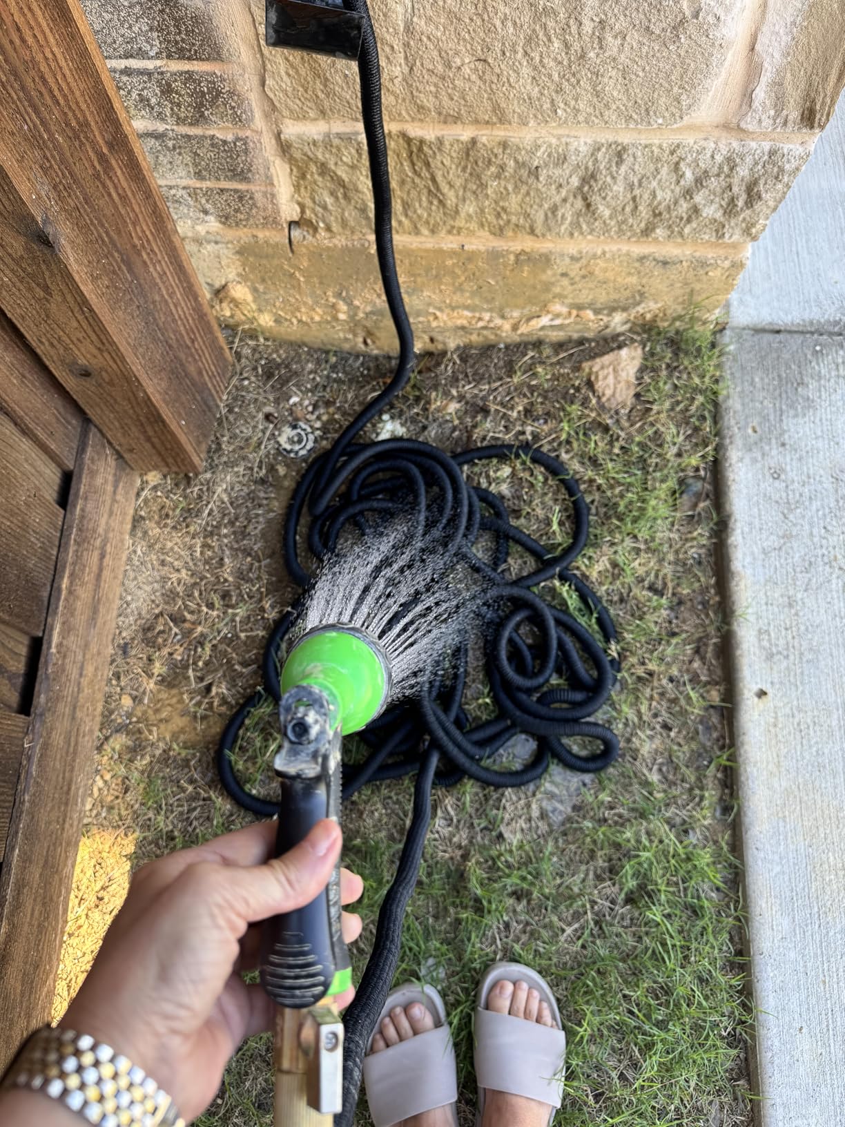 Flexi Hose Expandable Garden Hose with 8 Function Nozzle, 50FT - Lightweight Retractable Garden Hose, Water Hose - No-Kink Flexibility, 3/4 Inch Solid Brass Fittings and Double Latex Core customer photo 2