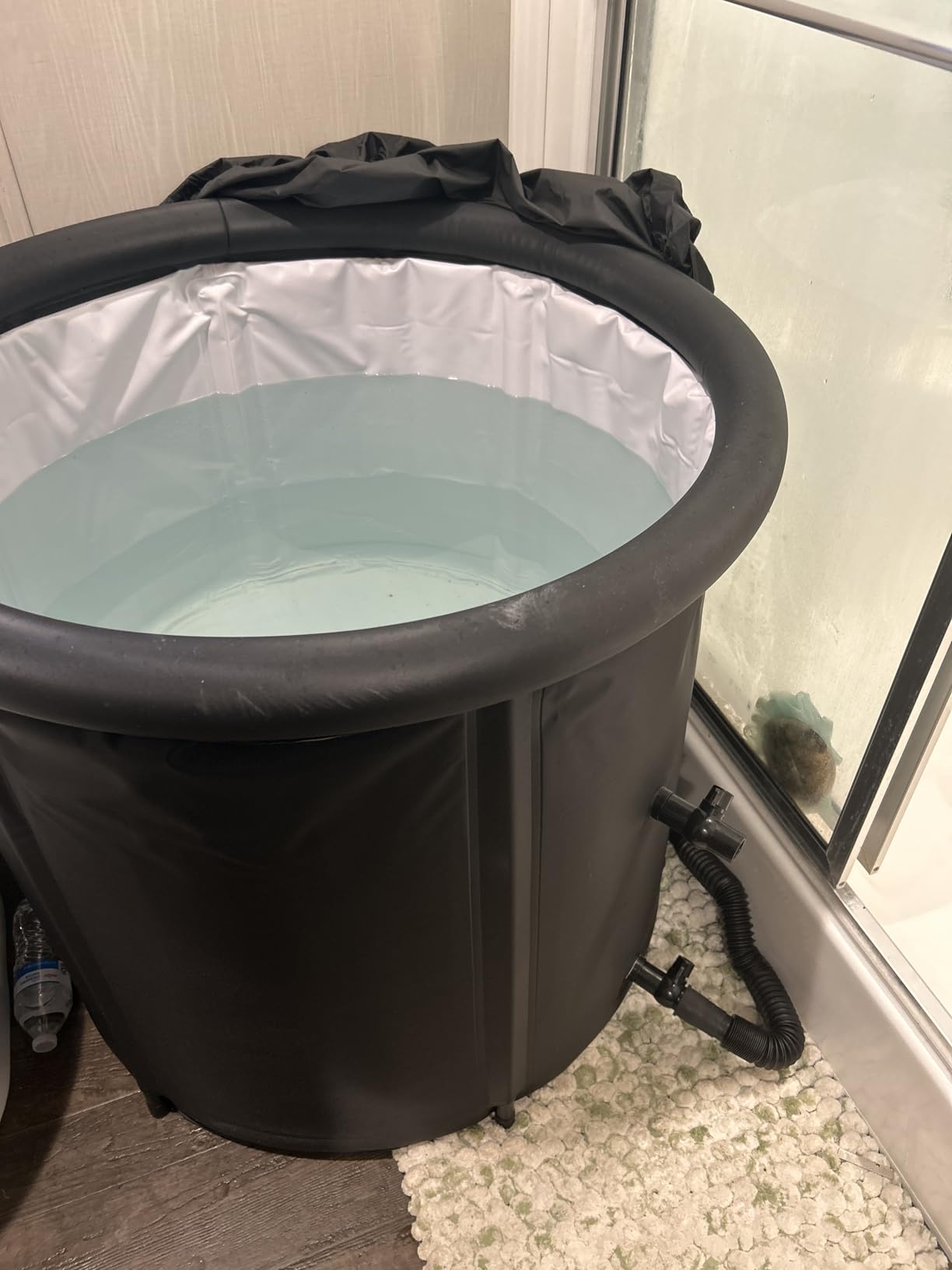 The Pod Company Standard Ice Bath Tub, 84 Gallon Cold Plunge Tub with Cover Lid, Portable Inflatable Ice Plunge Tub for Adults, Side Drain, Chiller Compatible customer photo 2