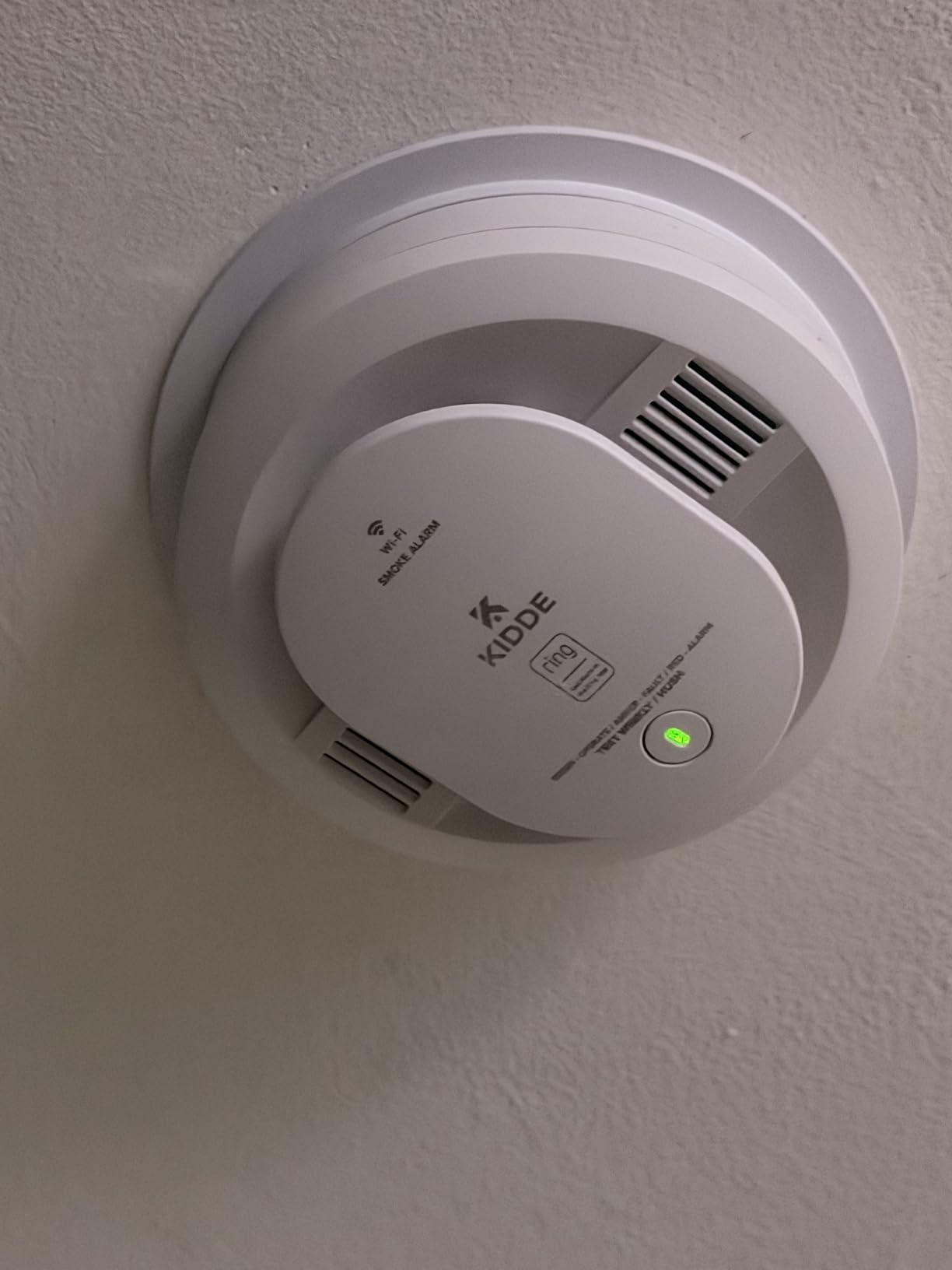 Kidde Smart Smoke Detector, Ring App Enabled for Real-Time Notifications, Hardwired Alarm, AA Backup Battery customer photo 2