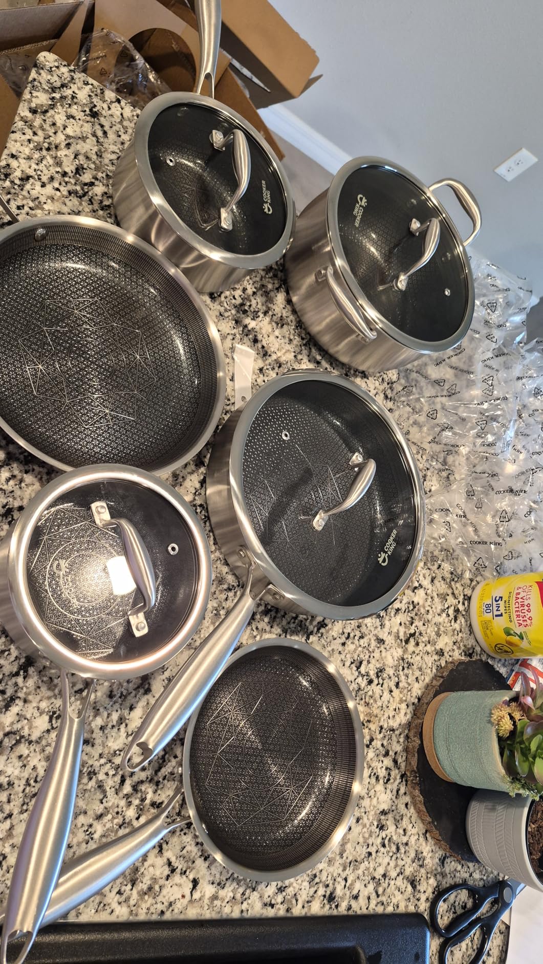 COOKER KING Non Stick Pots and Pans Set, 10pcs Hybrid Stainless Steel Cookware Set, Frying Pans, Saucepans, Saute Pan & Stock Pot, Non Toxic, Oven & Dishwasher Safe, Induction & All Cooktop Compatible customer photo 1