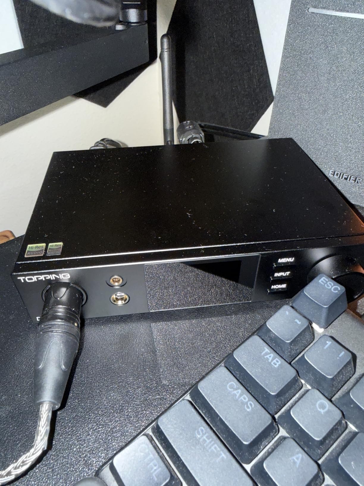 TOPPING DX5 II Hi-Res DAC & Headphone Amp Combo - Dual ES9039Q2M, X-Hybrid Amp, 10-Band PEQ, LDAC Bluetooth 5.1, 4.4mm Balanced & 6.35mm Headphone Output, Preamp Mode, 12V Trigger (Black) customer photo 2