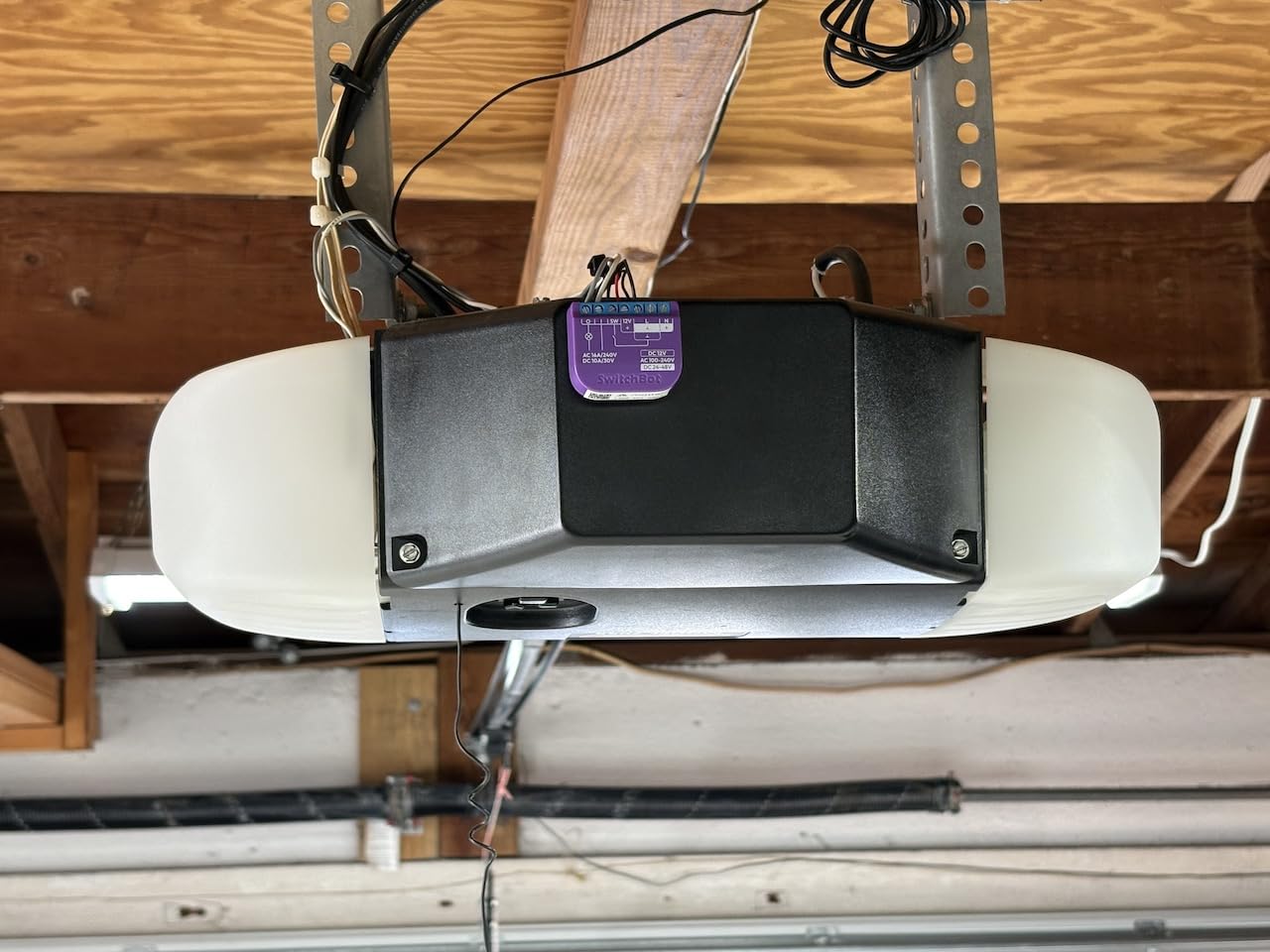 Switchbot WiFi Smart Garage Door Opener, Matter Certified, Alexa/Google/Siri/IFTTT/Smartthings Supported, Most Garage Door Supported, App Control, Multiple Notification Modes, No Hub Needed customer photo 2