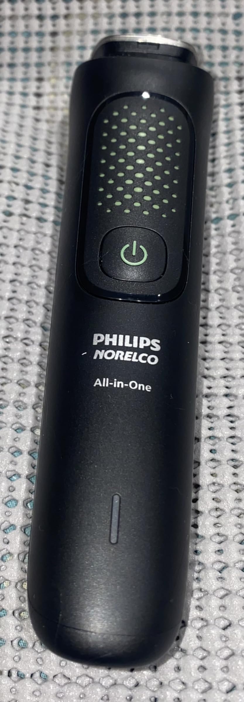 Norelco Philips All-in-One 3000 Series 13 in 1 Trimmer for Men, Beard Trimmer & Head Hair Clipper, Full Metal Self-Sharpening Blades & 8 Length Settings, MG3939/50 customer photo 2