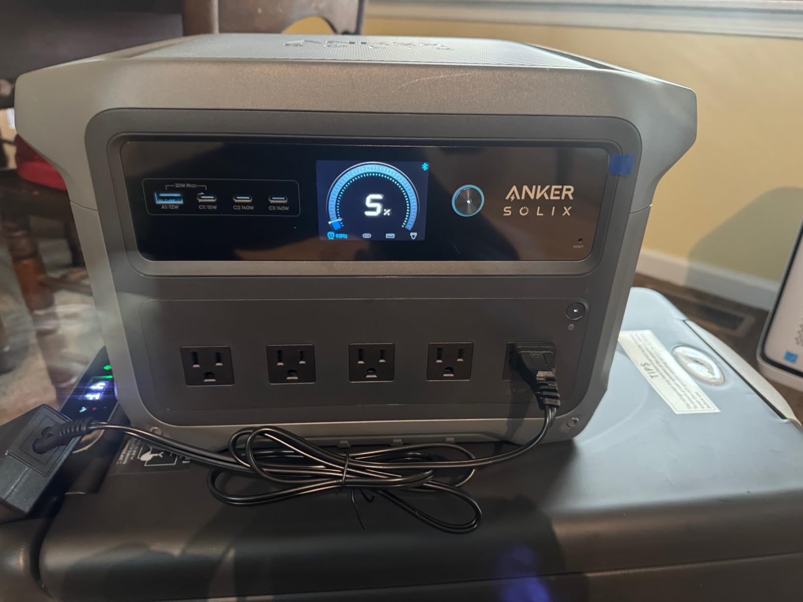 Anker SOLIX C1000 Gen 2 Portable Power Station, 2000W (Peak 3000W) Solar Generator, Full Charge in 49 Min, 1024Wh LiFePO4 Battery for Home Backup, Power Outages, and Camping customer photo 2