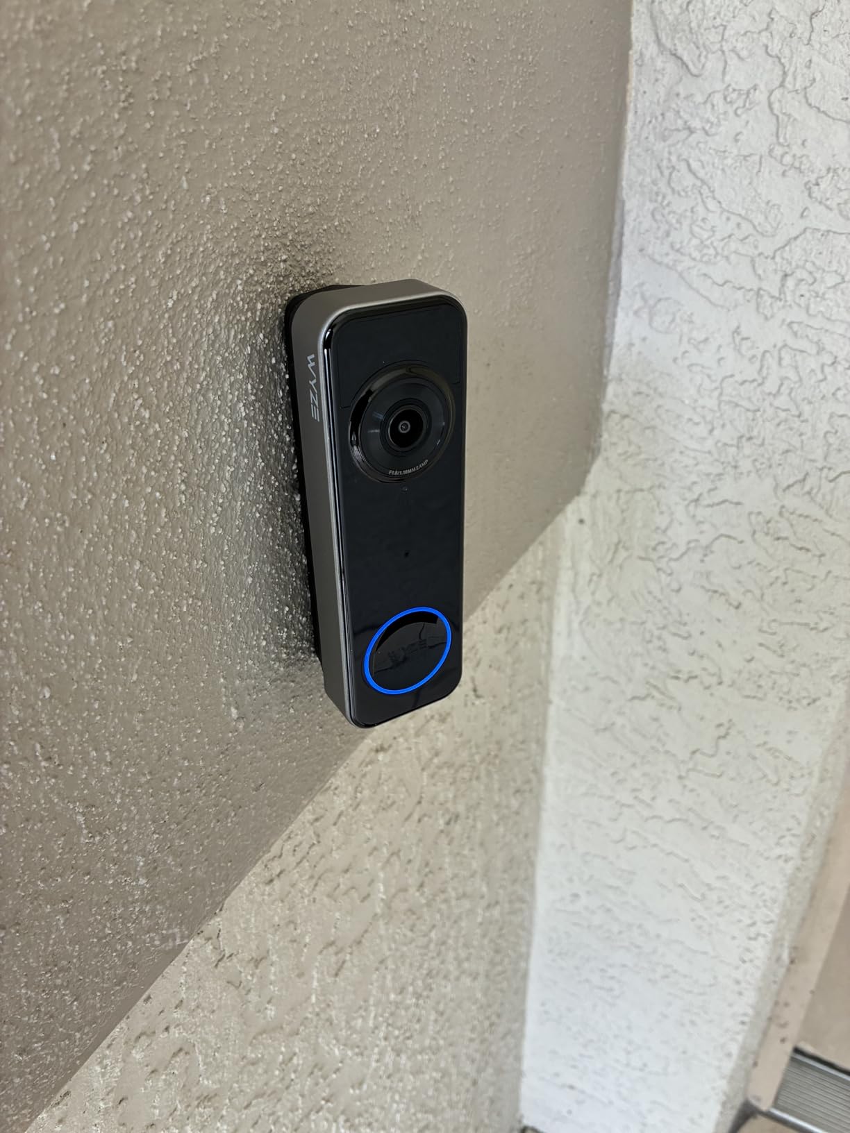 Wyze Battery Video Doorbell Wireless Camera, 1536x1536 HD+ with Color Night Vision, 2-Way Audio, 1:1 Head-to-Toe View, Person/Vehicle/Package Monitor, Wire-Free/Wired Option, 1 Minute Easy Setup customer photo 2
