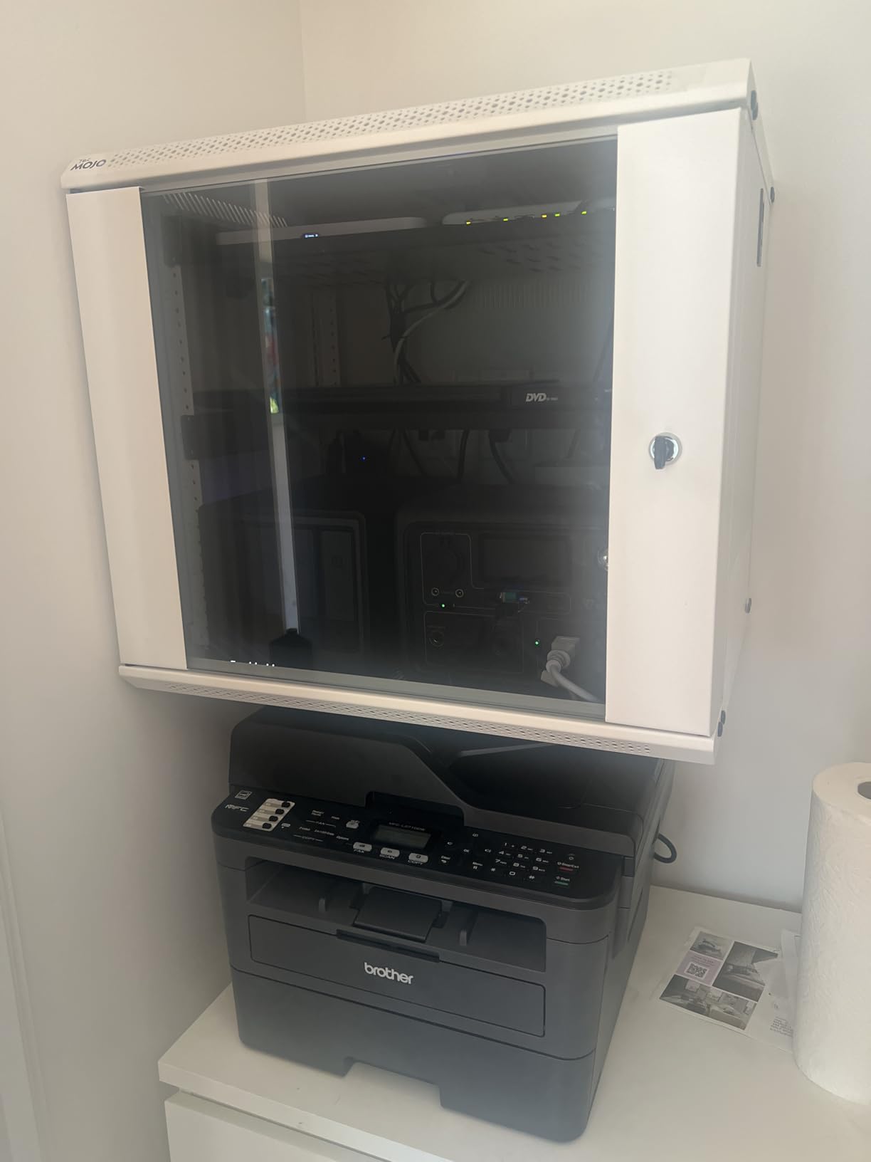 UGREEN NAS DXP4800 Pro 4-Bay Desktop NAS, Intel Core i3-1315U 6-Core CPU, 8GB DDR5 RAM, 10GbE, 2.5GbE, 2x M.2 NVMe Slots (Diskless) customer photo 2