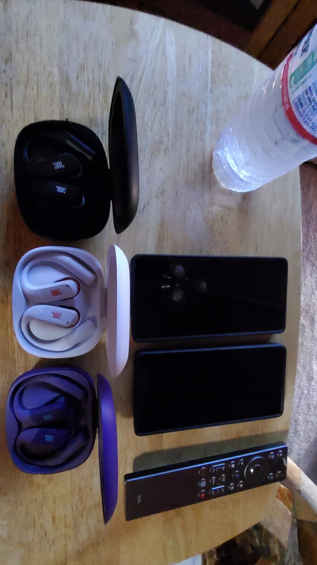 JBL Endurance Peak 4 - True Wireless Noise Cancelling Sport Earbuds, Up to 48Hrs Total Playback, Water & dust Proof (IP68), Secure fit with TwistLock™ Design, & 6 mics for Perfect Calls (Black/Grey) customer photo 2