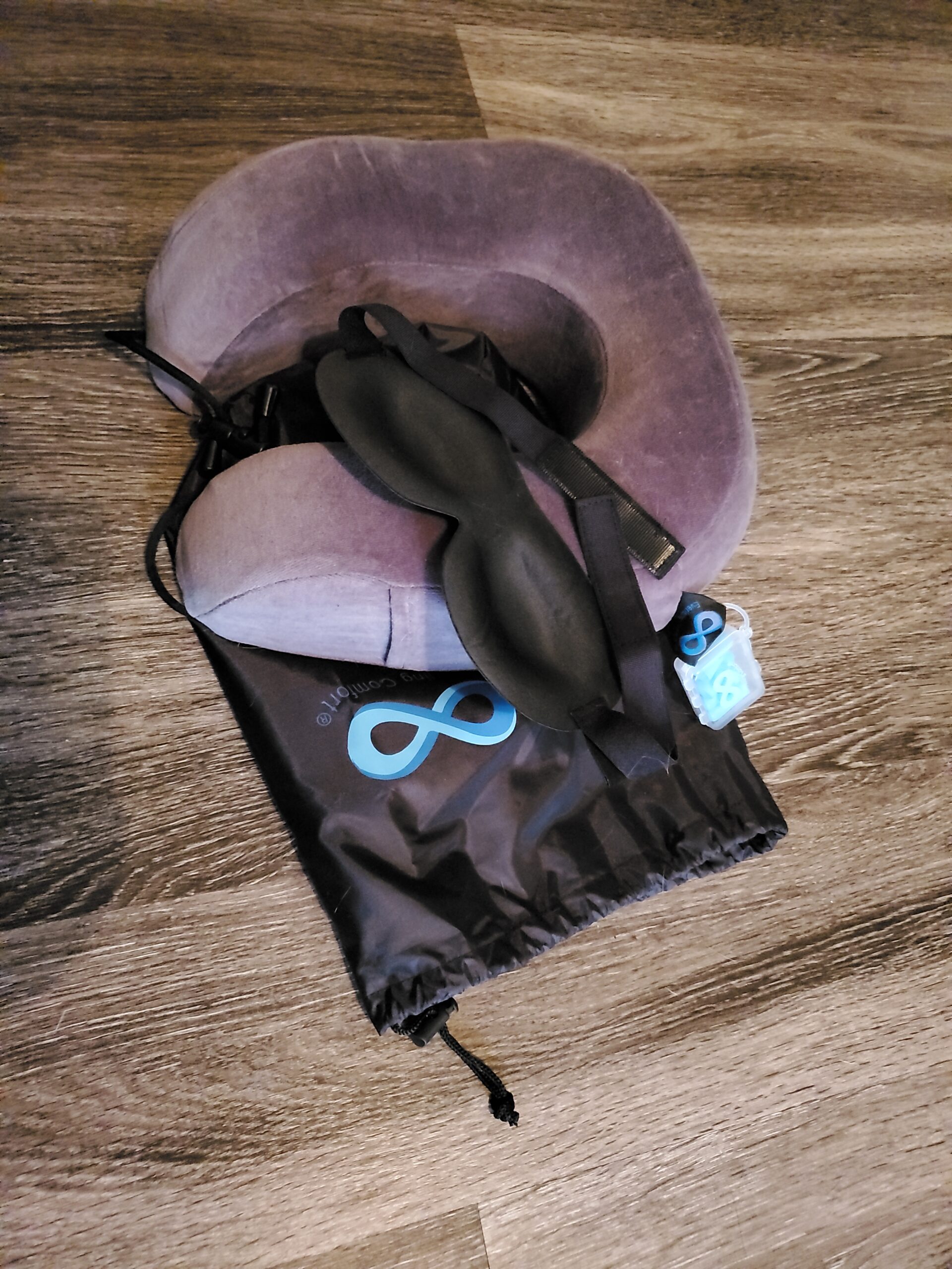 Everlasting Comfort Upgraded Neck Pillow for Airplanes - Memory Foam Travel Headrest for Flying - Portable Multi-Position Travel Pillows with 360°Support - Long Flight Essentials for Sleep & Home Use customer photo 1