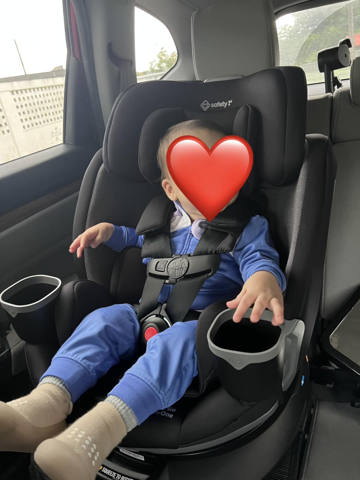 Safety 1st Turn and Go 360° Rotating All-in-One Convertible Car Seat, Black Beauty customer photo 1