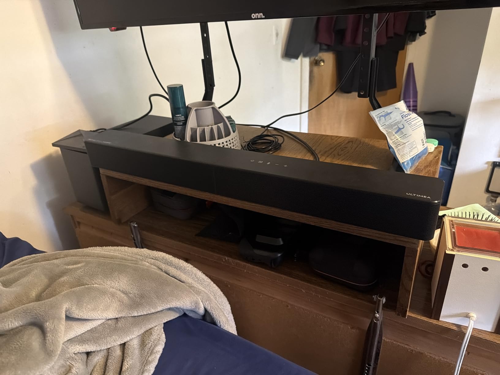 ULTIMEA Sound Bar with Wireless Subwoofer, 240W Peak Power, VoiceMX & BassMX, App Control, 2.1ch Soundbar for Smart TV, Adjustable Bass, HDMI, Optical, Bluetooth 6.0, Poseidon M30 (2026 Model) customer photo 1